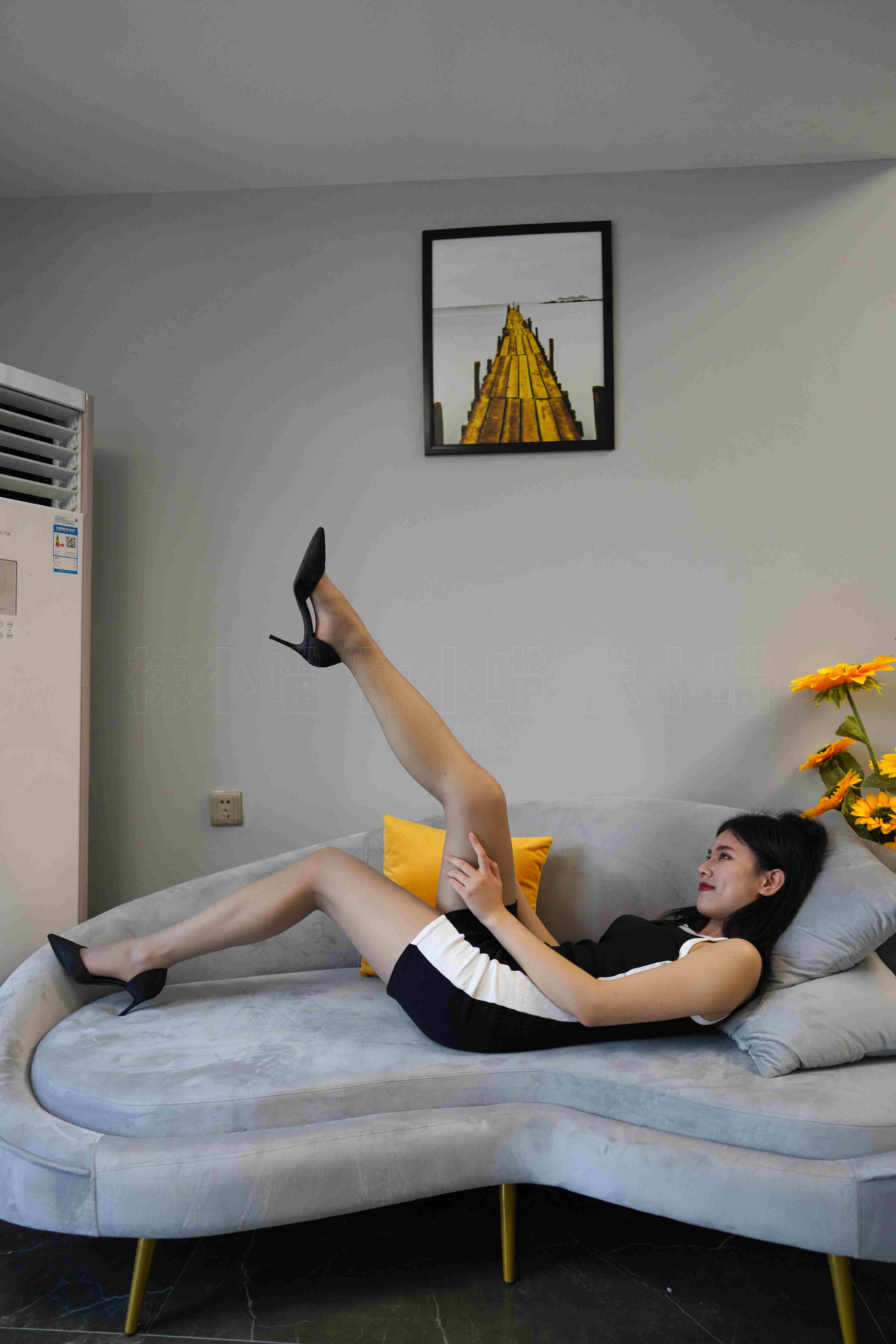 China Beauty Legs and feet 74