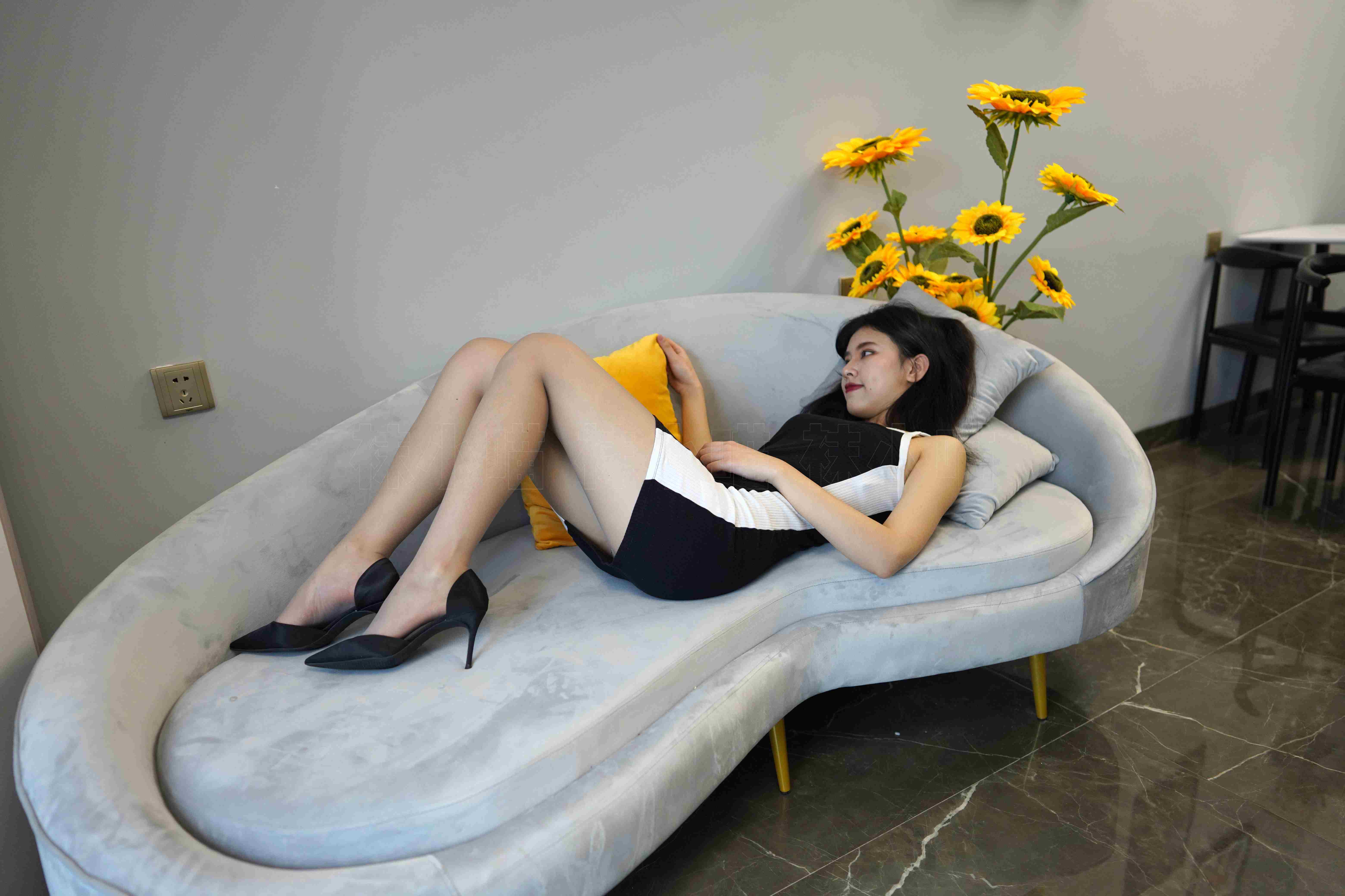 China Beauty Legs and feet 74