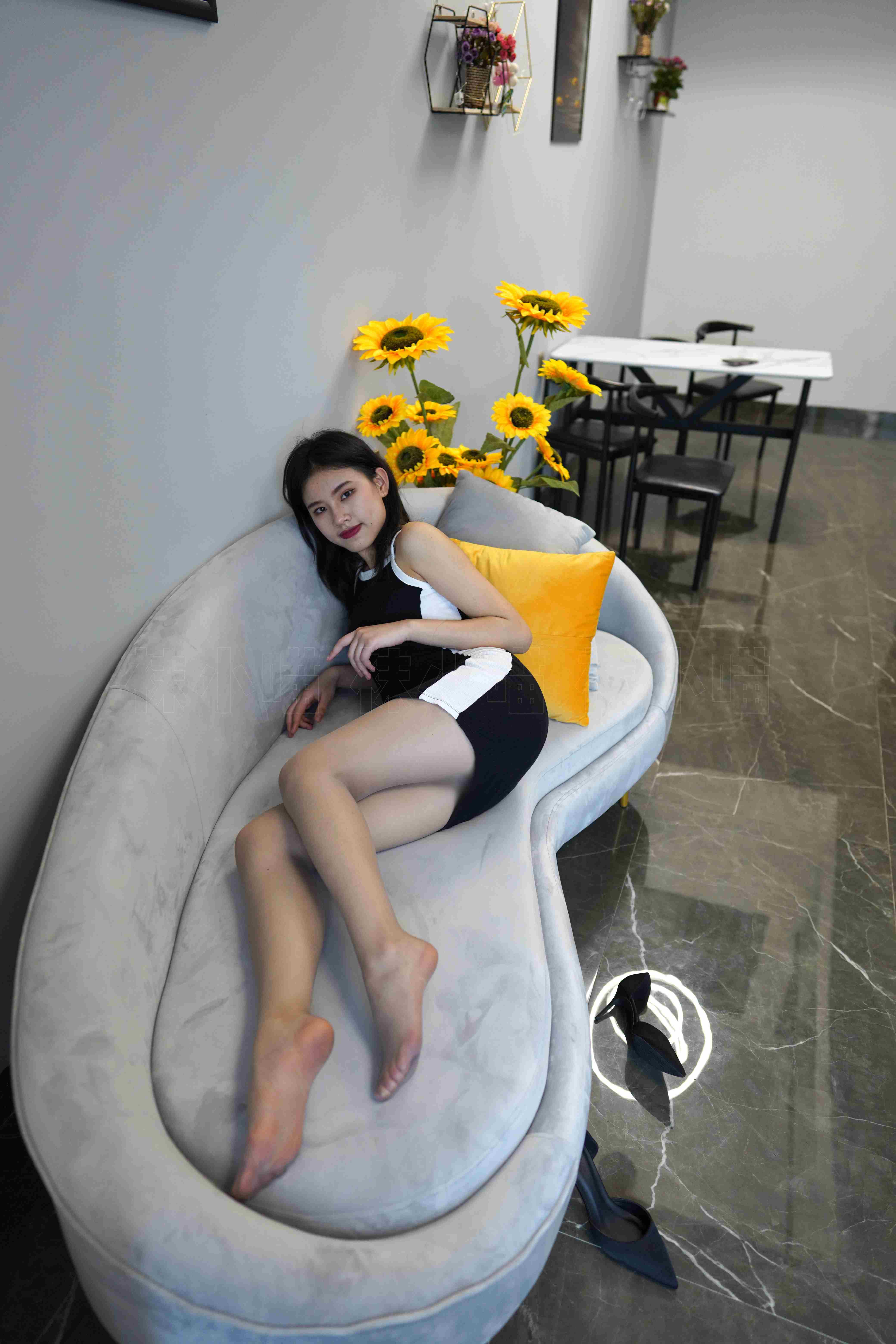 China Beauty Legs and feet 74