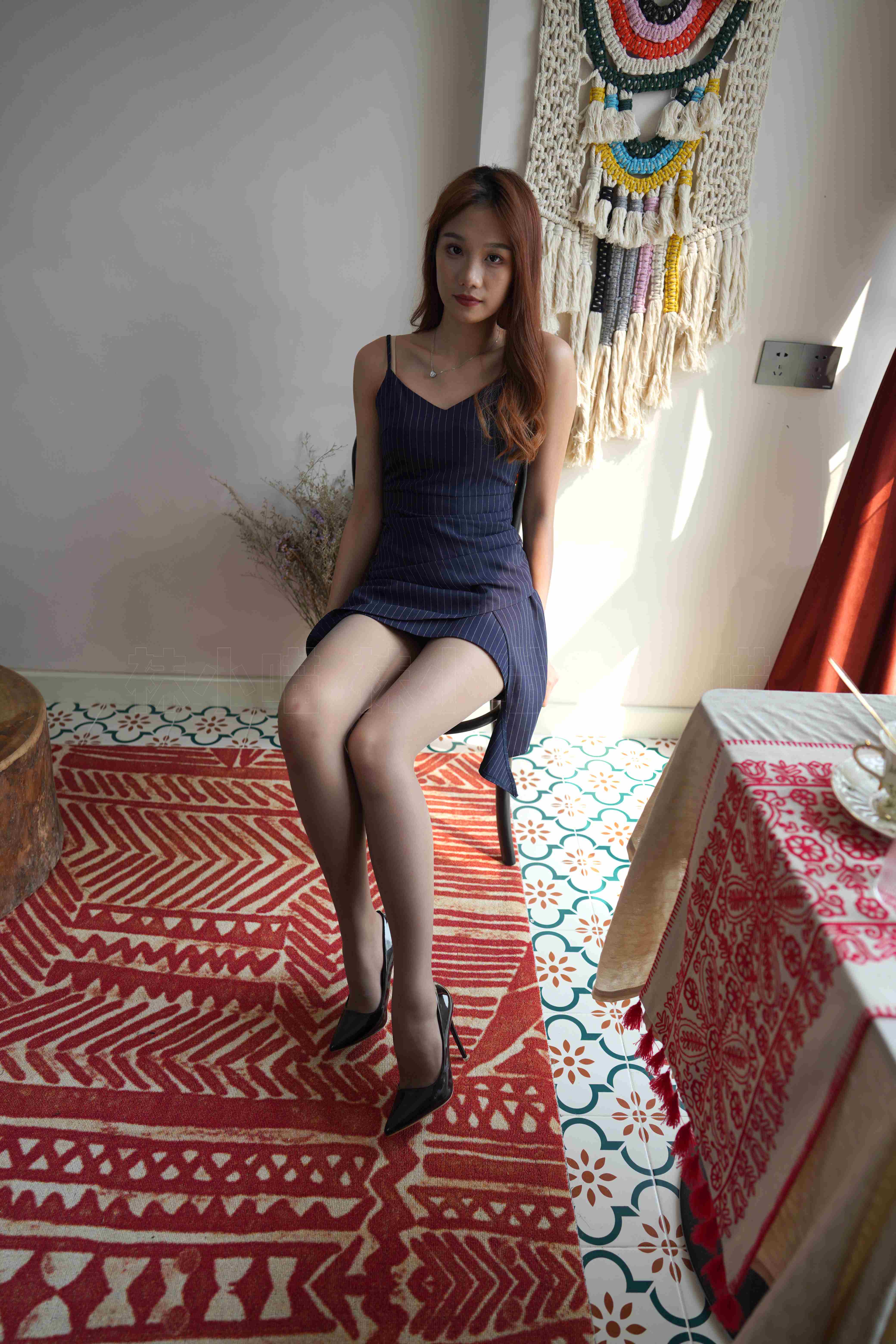 China Beauty Legs and feet 80