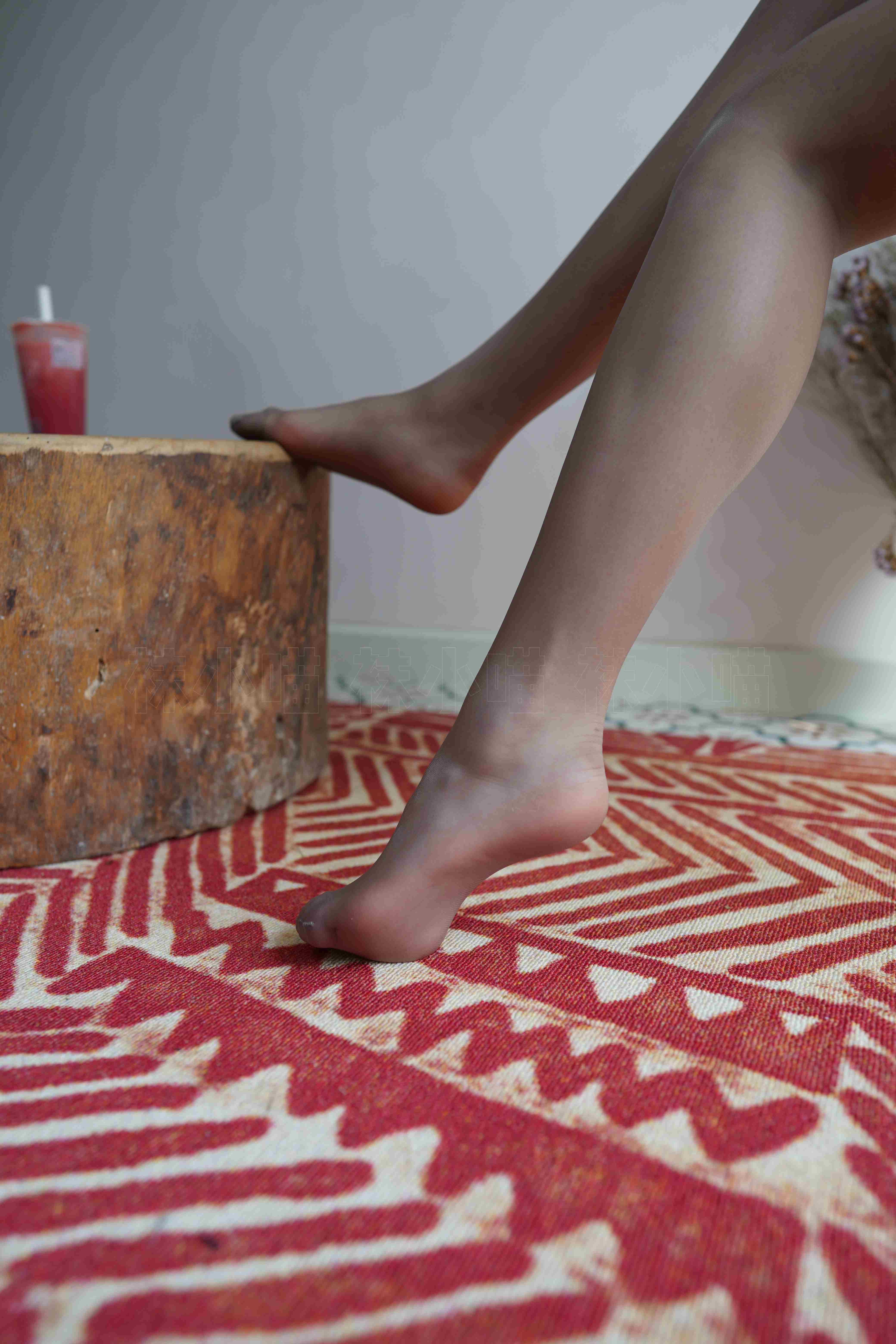 China Beauty Legs and feet 80