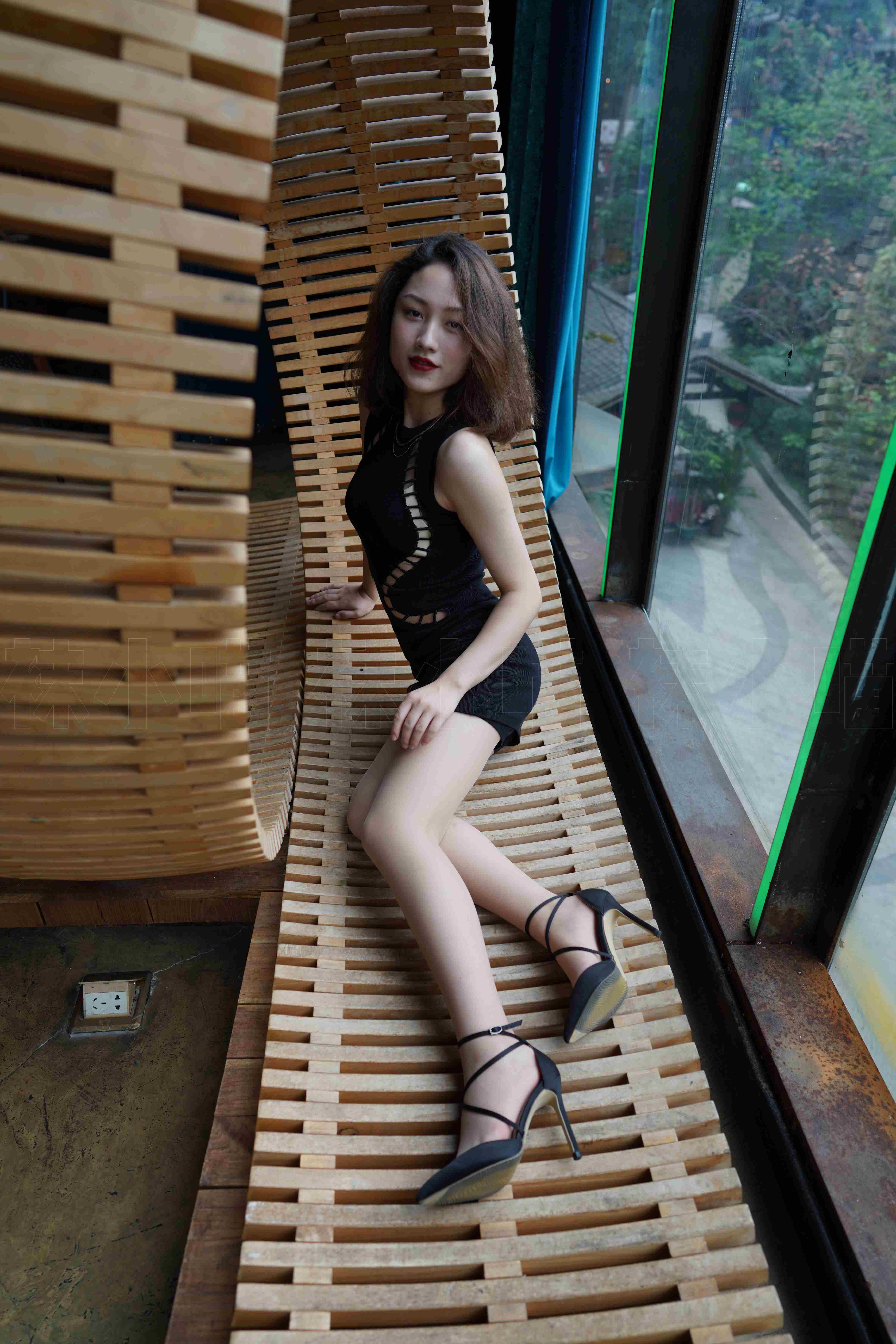 China Beauty Legs and feet 84