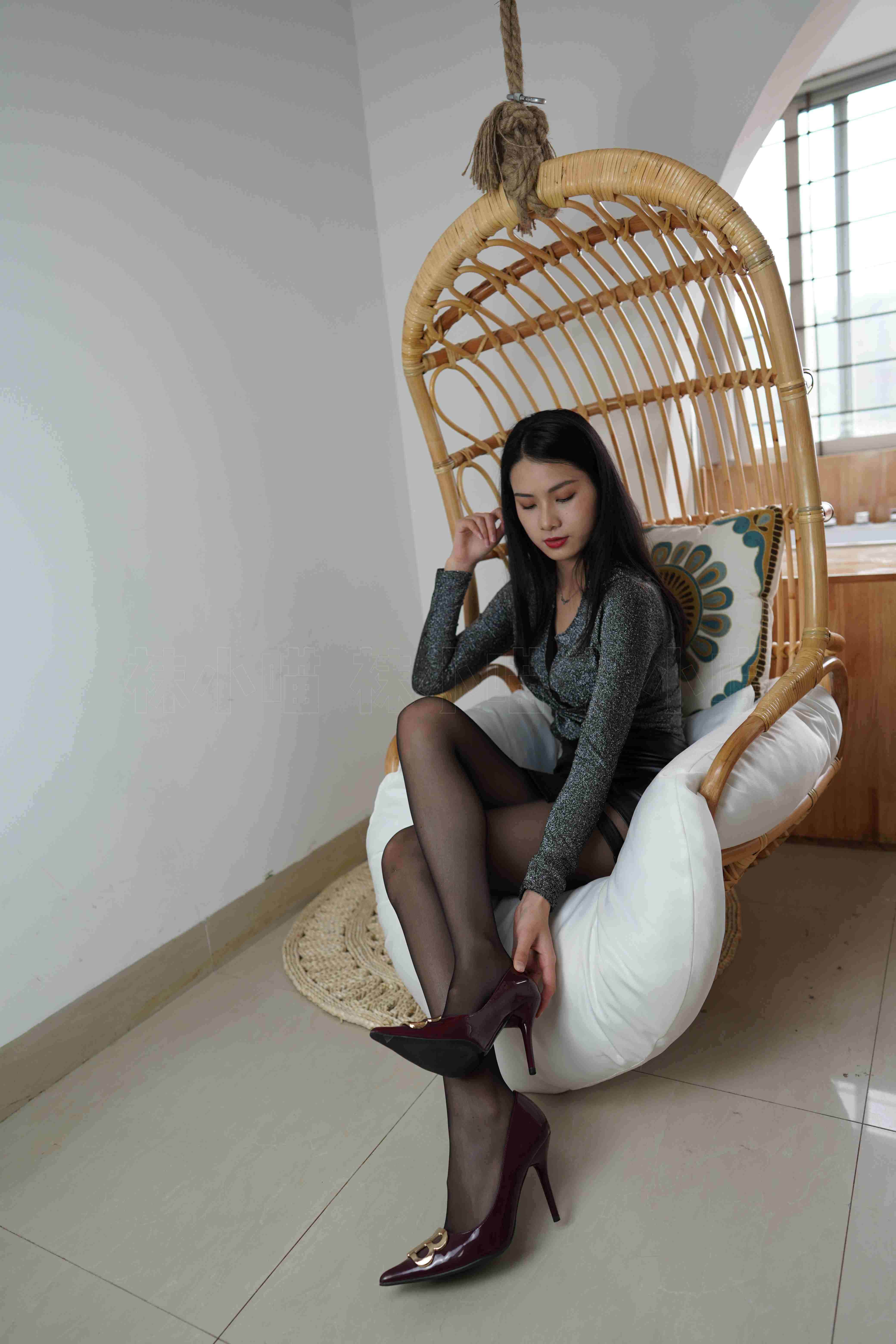 China Beauty Legs and feet 85