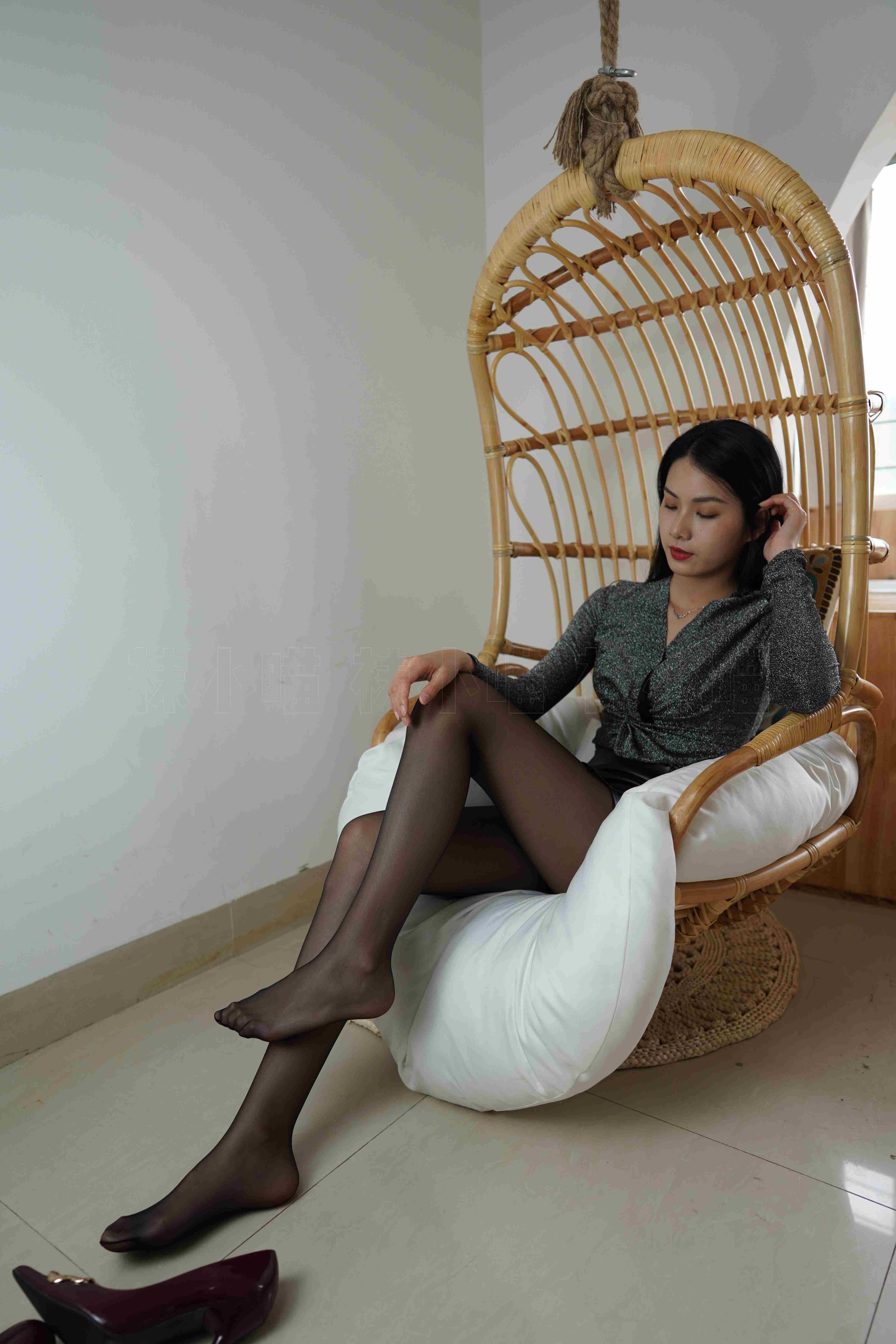 China Beauty Legs and feet 85