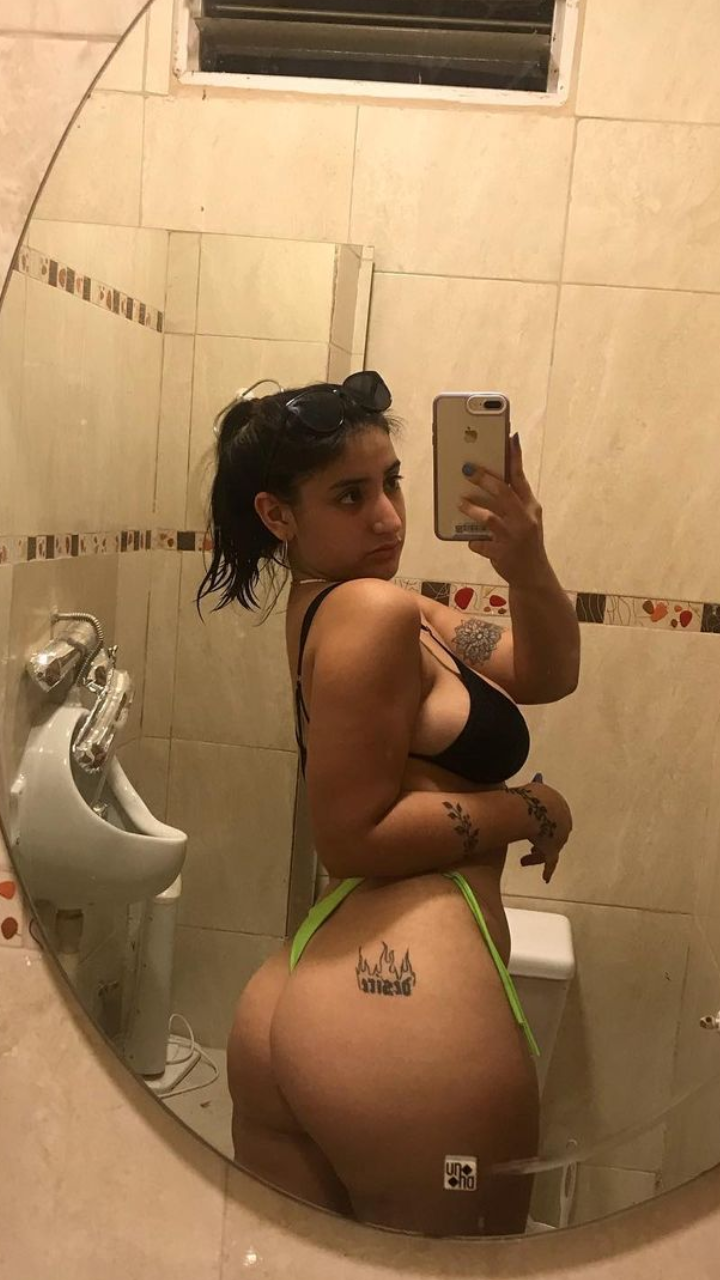 Latin Thick Booty 25