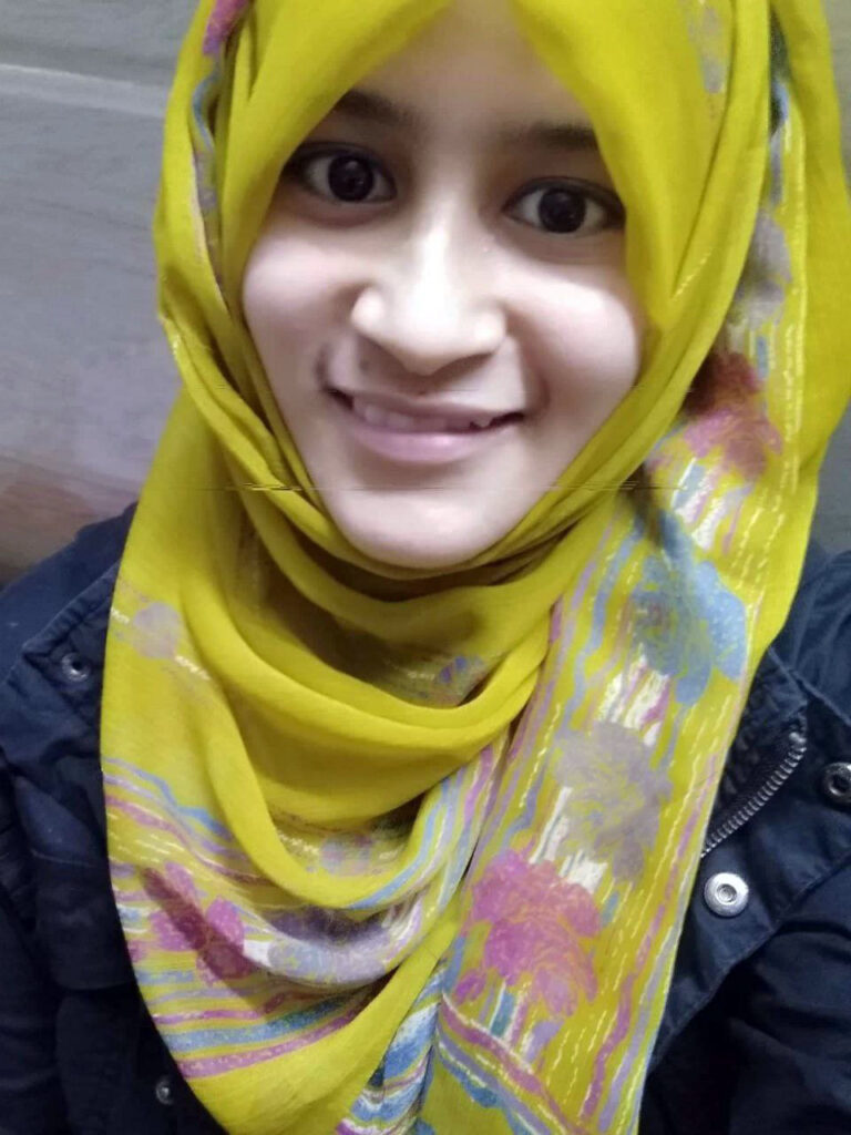 Hot tamil hijab girl