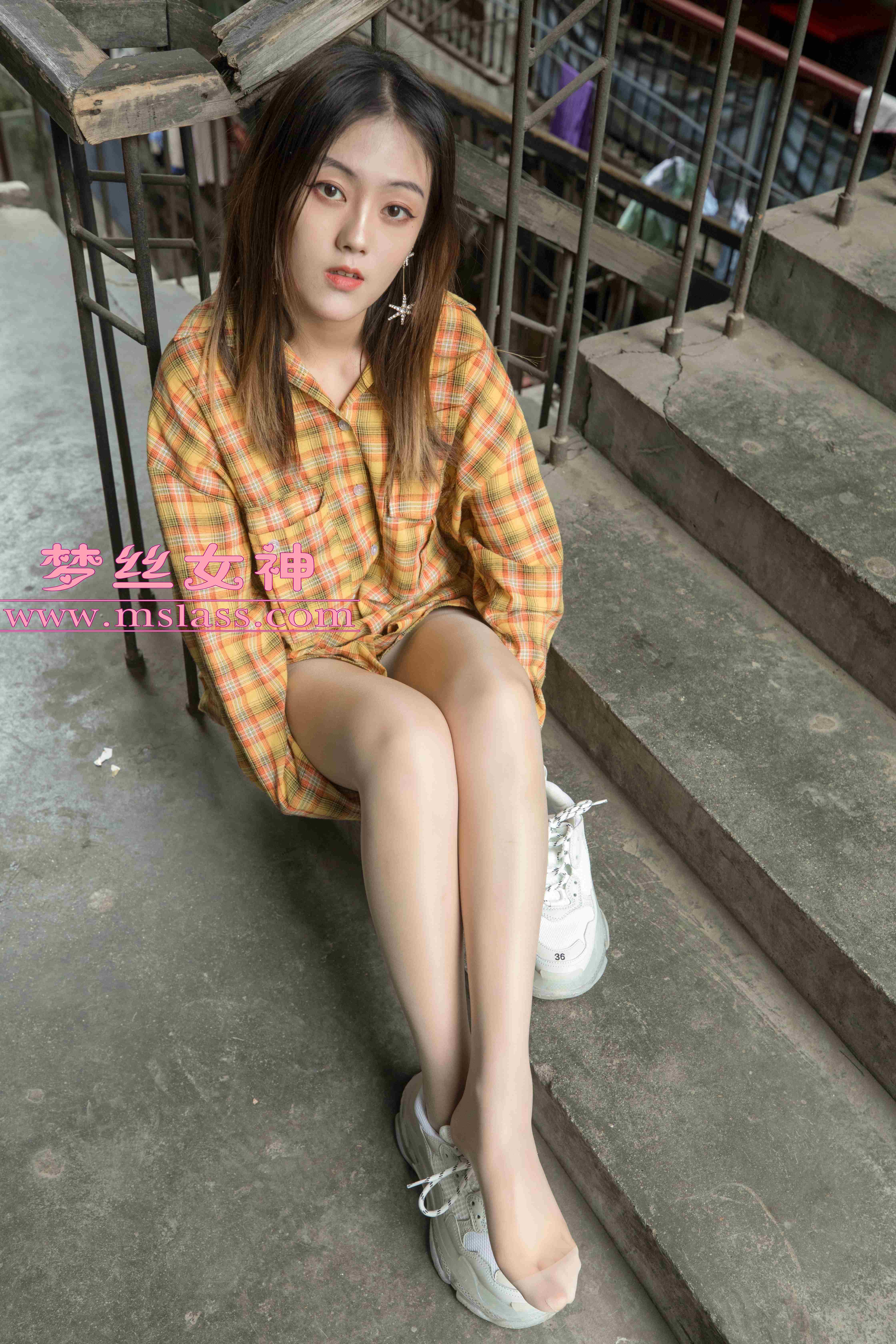 China Beauty Legs and feet 88