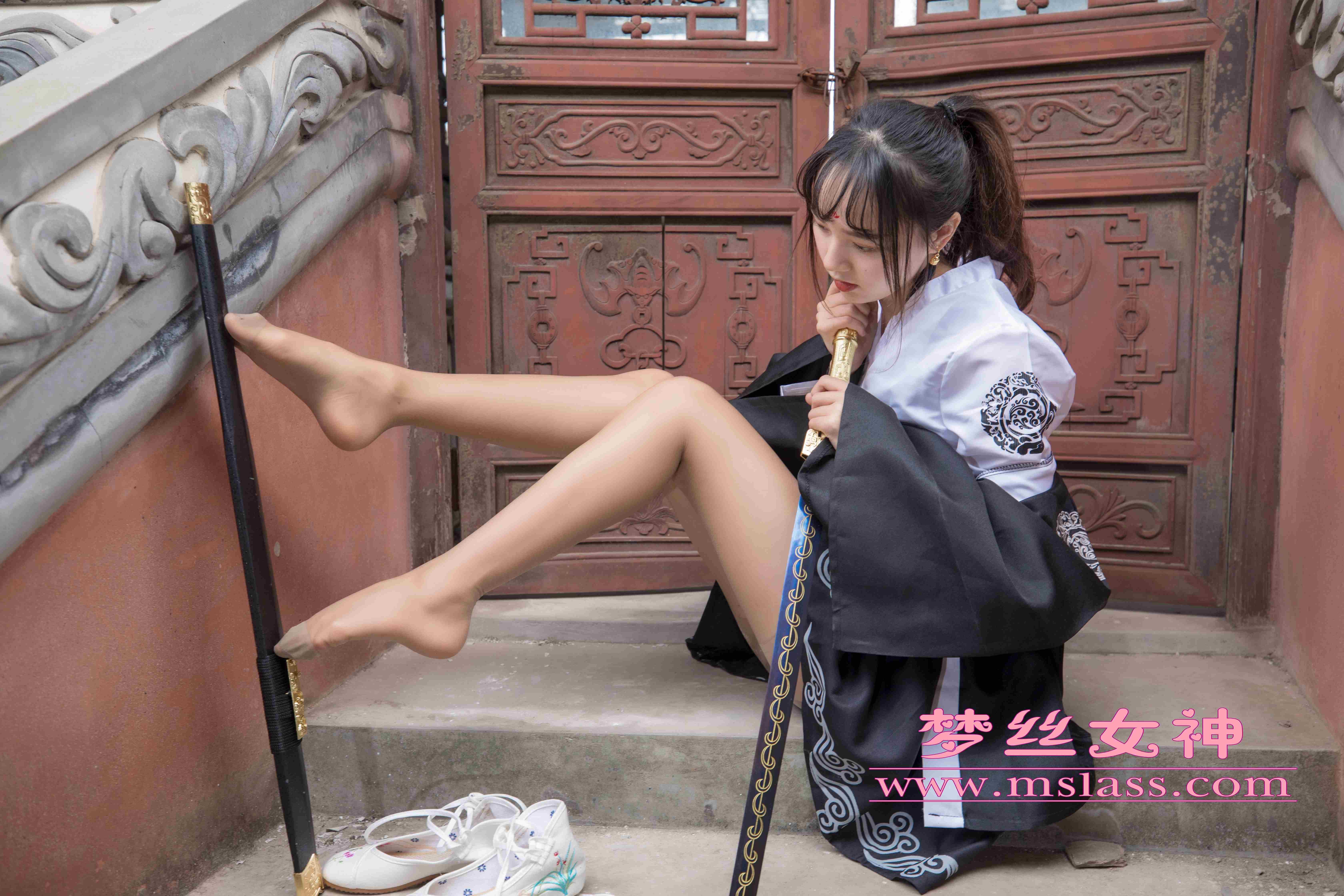 China Beauty Legs and feet 89-1