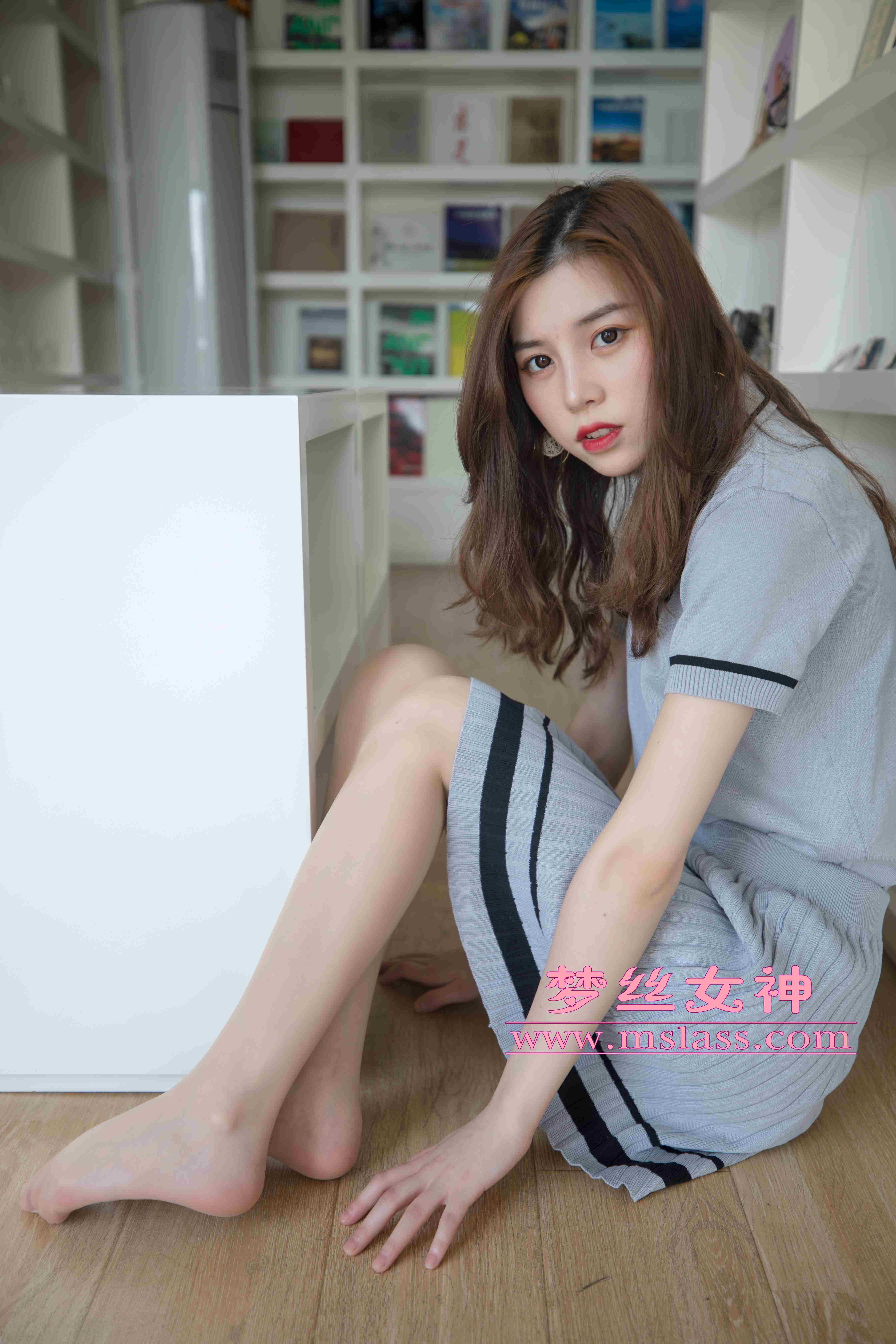 China Beauty Legs and feet 90