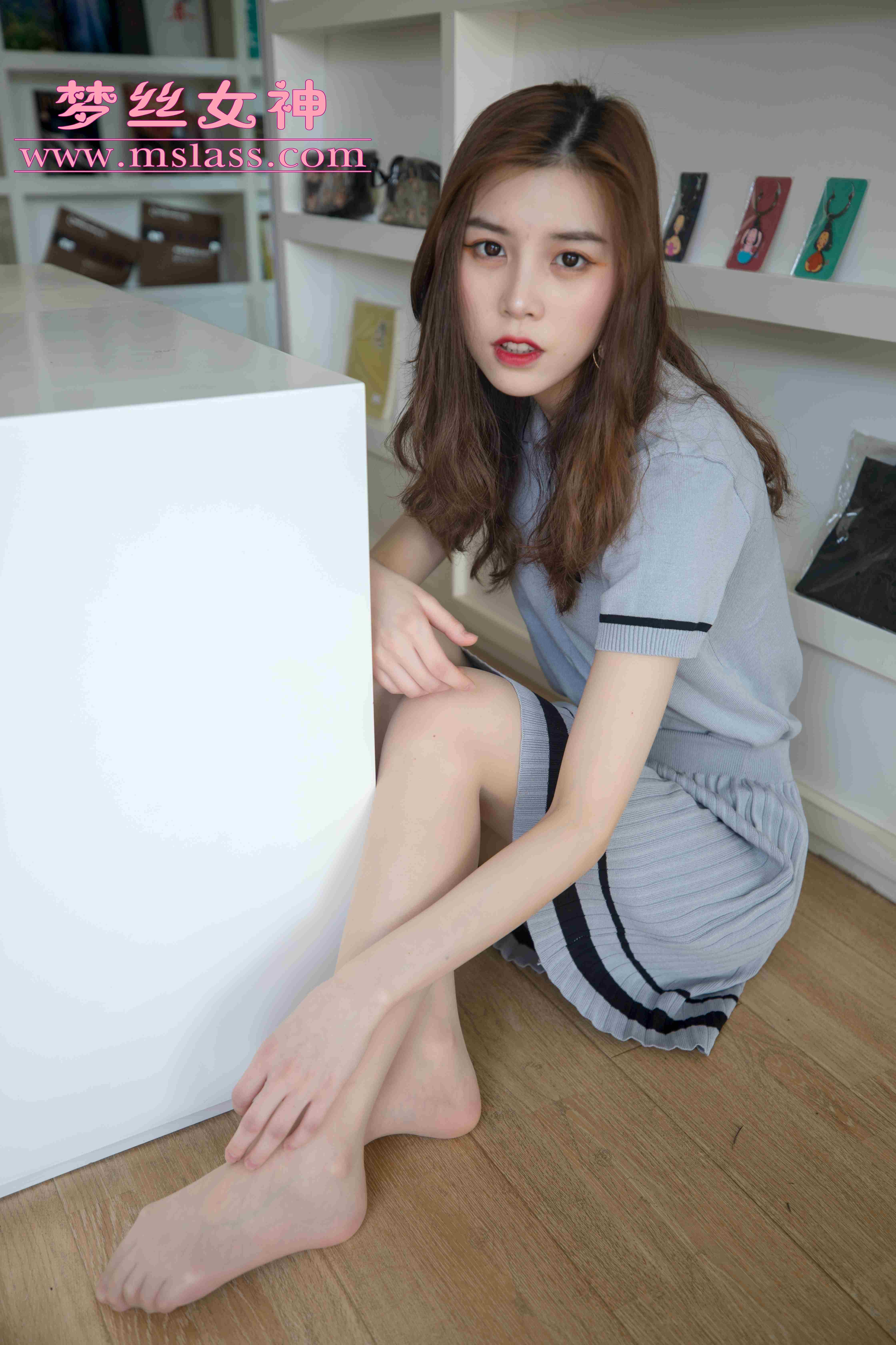 China Beauty Legs and feet 90
