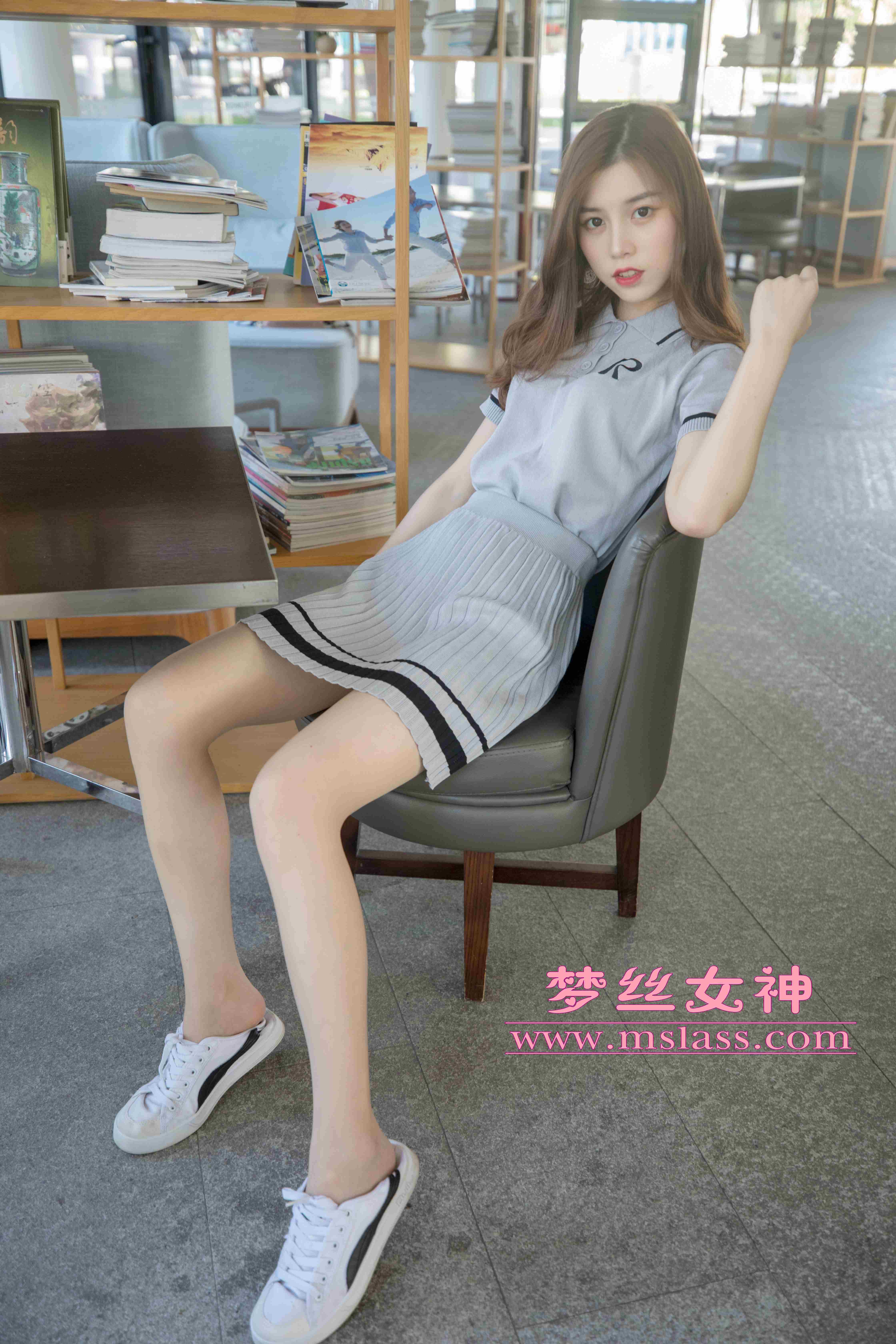 China Beauty Legs and feet 90