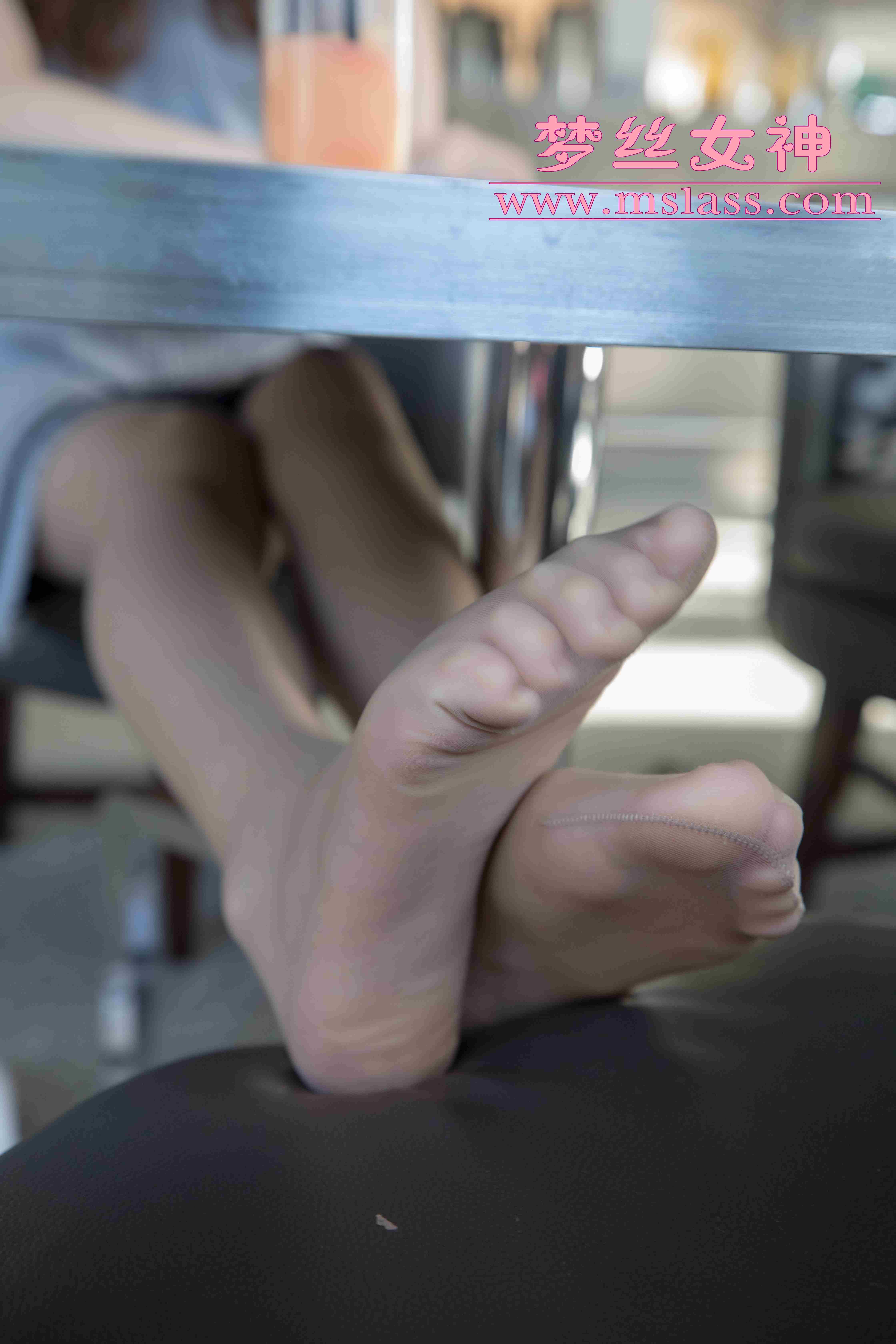 China Beauty Legs and feet 90