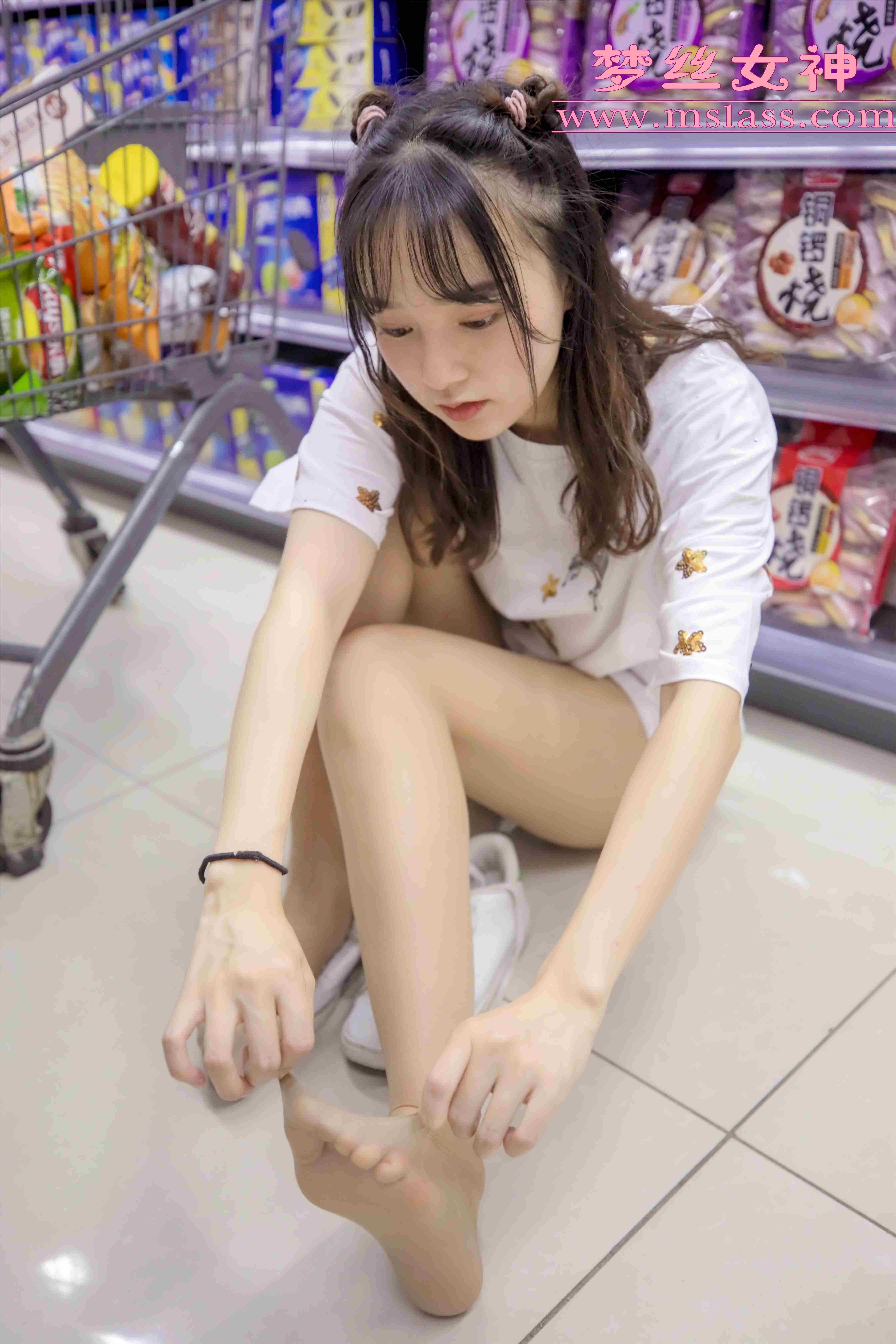 China Beauty Legs and feet 91