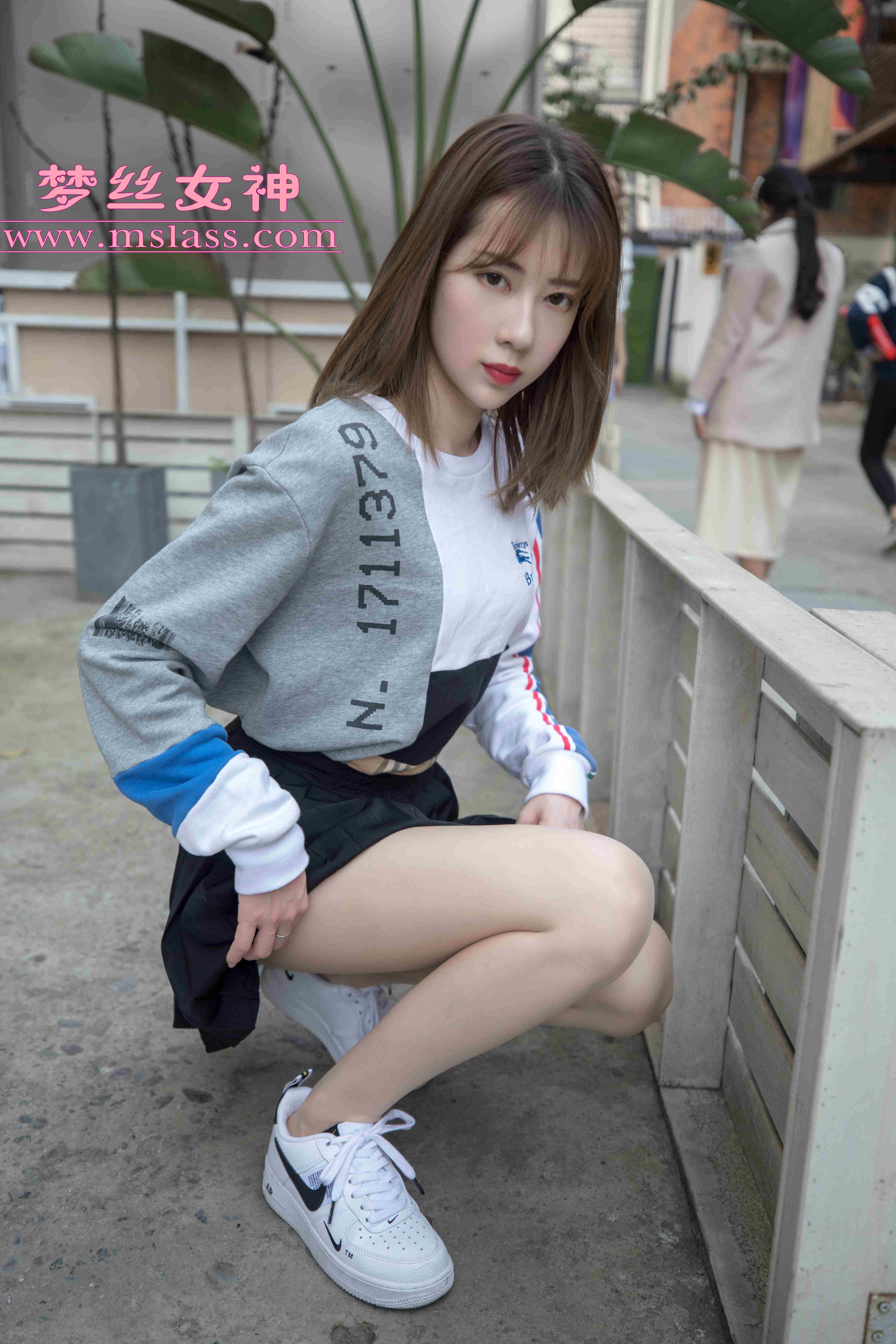 China Beauty Legs and feet 94