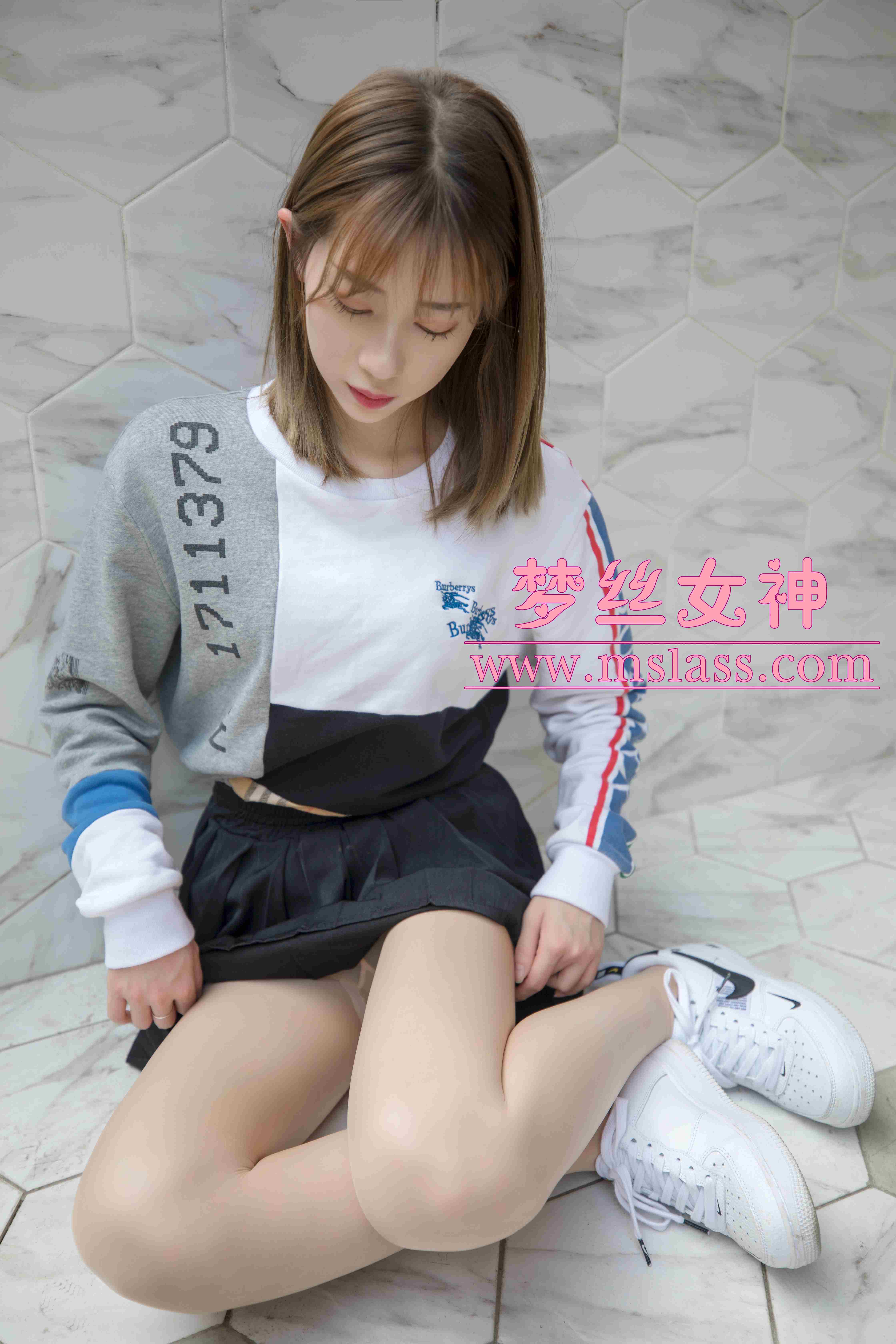 China Beauty Legs and feet 94