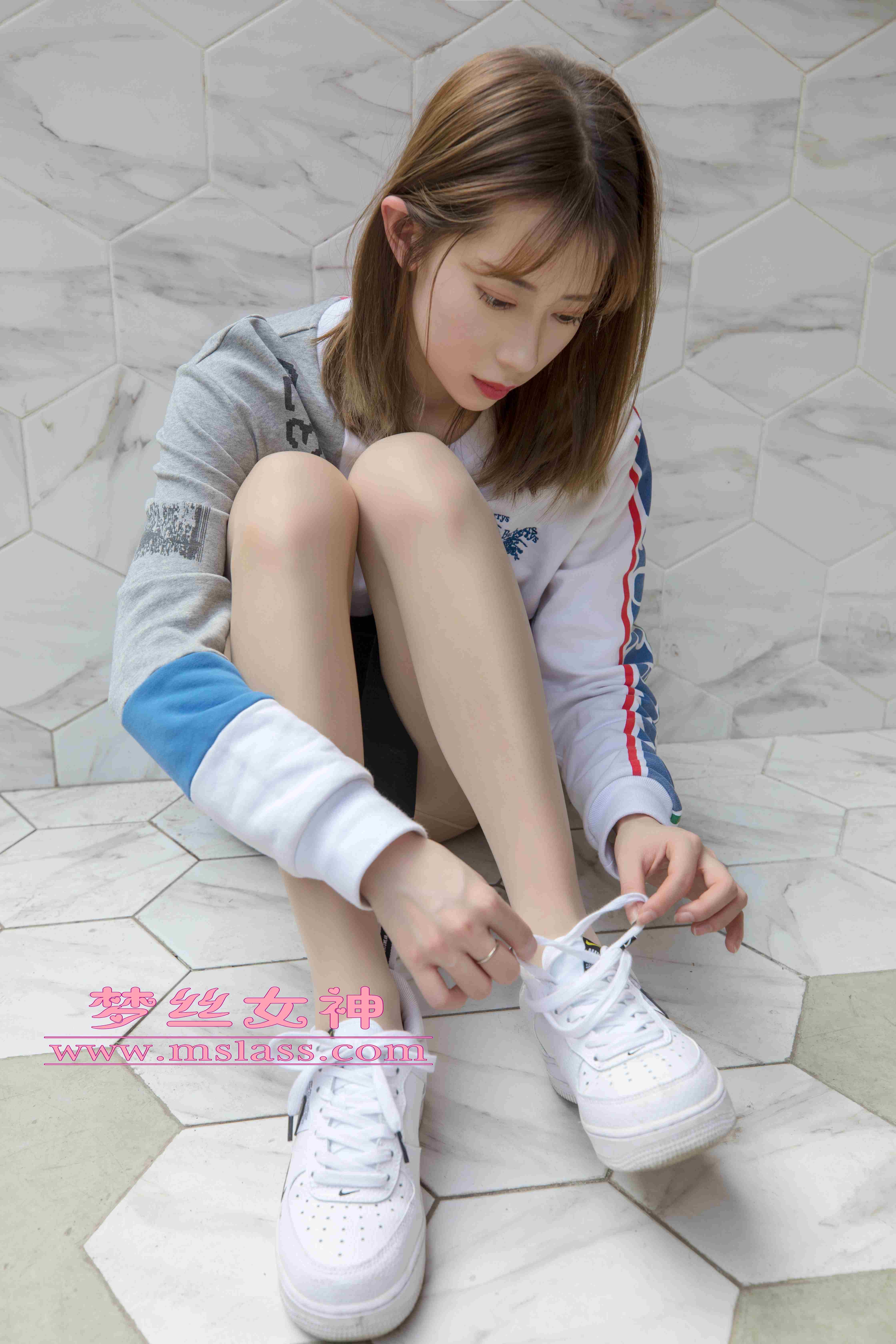 China Beauty Legs and feet 94