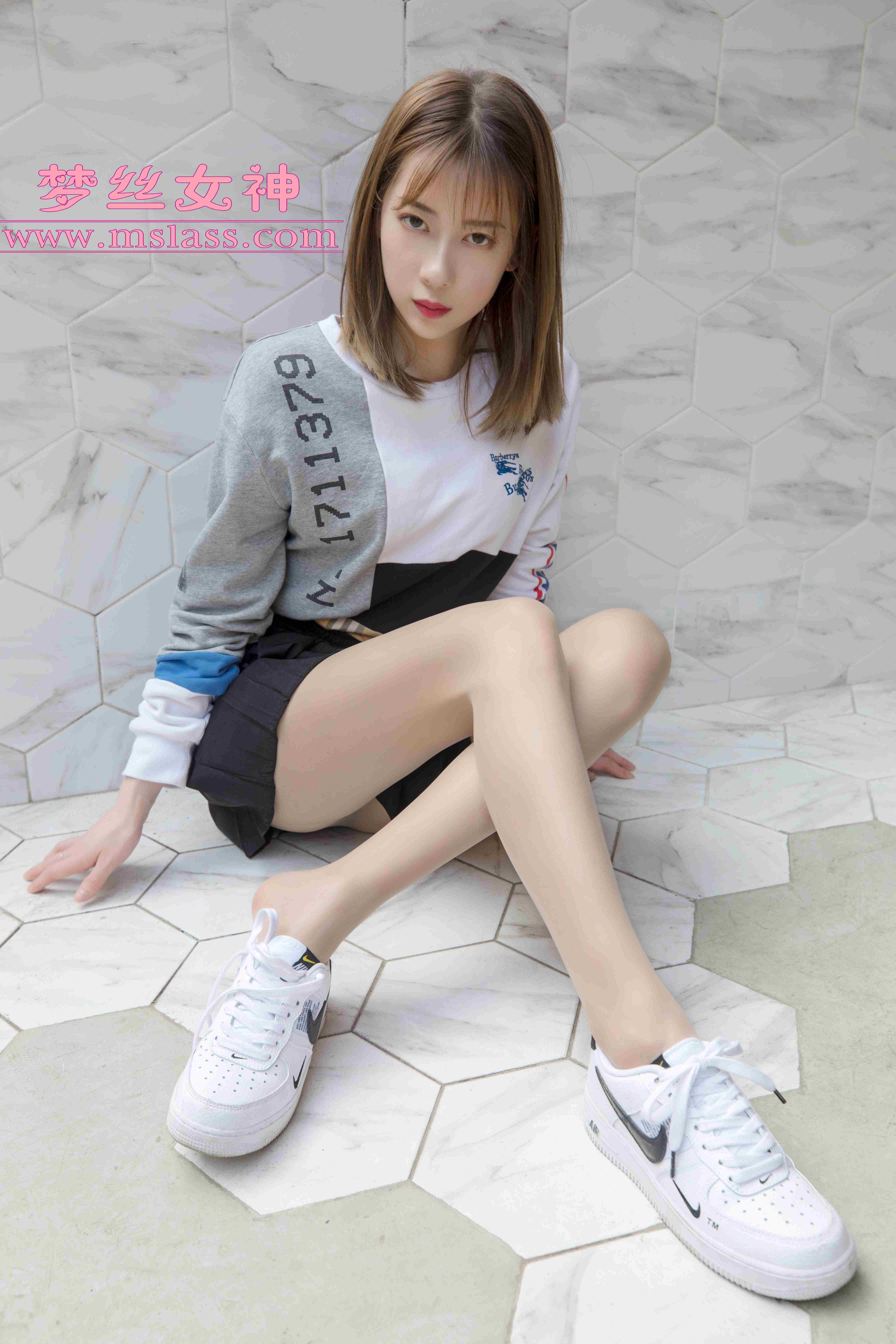 China Beauty Legs and feet 94