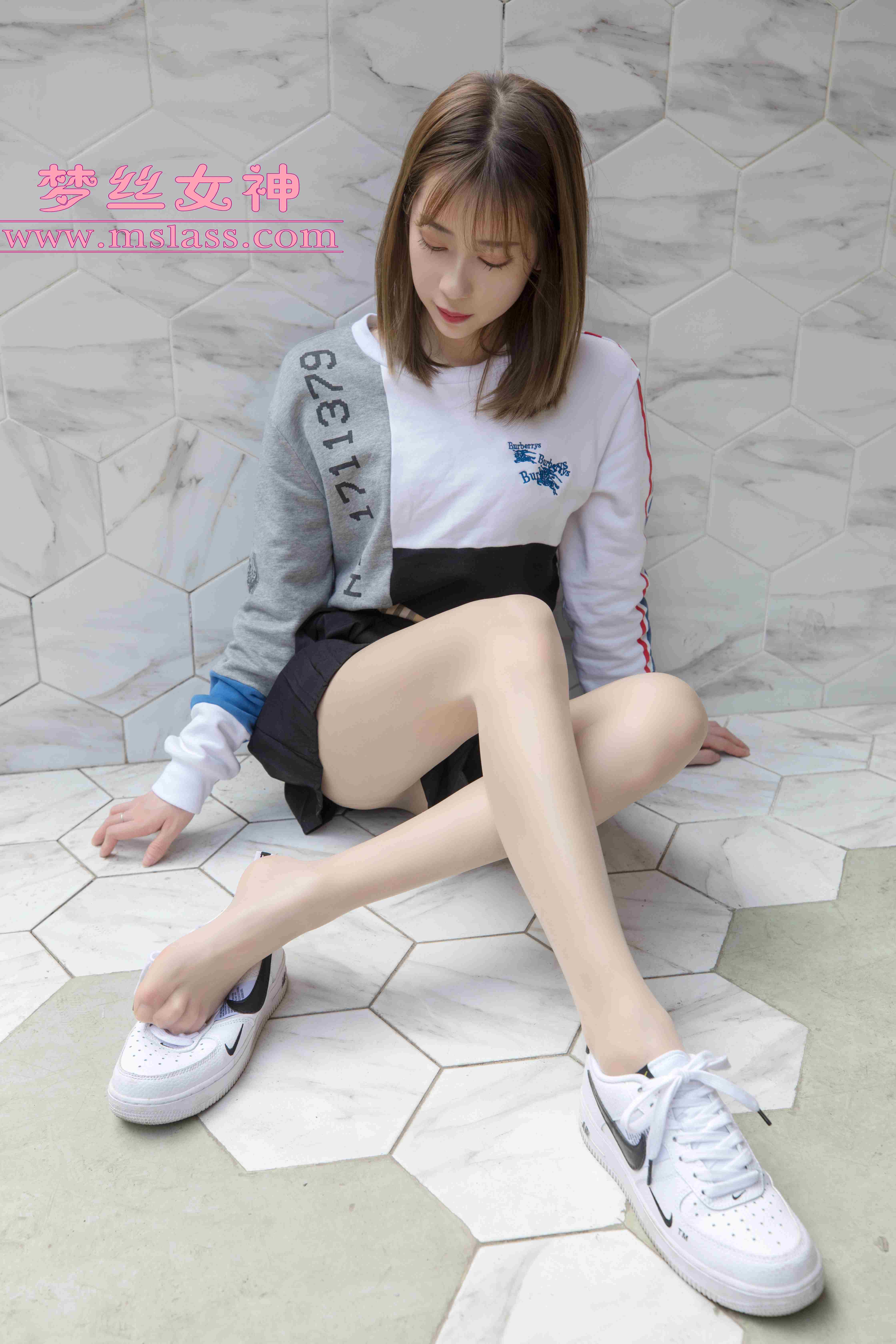 China Beauty Legs and feet 94
