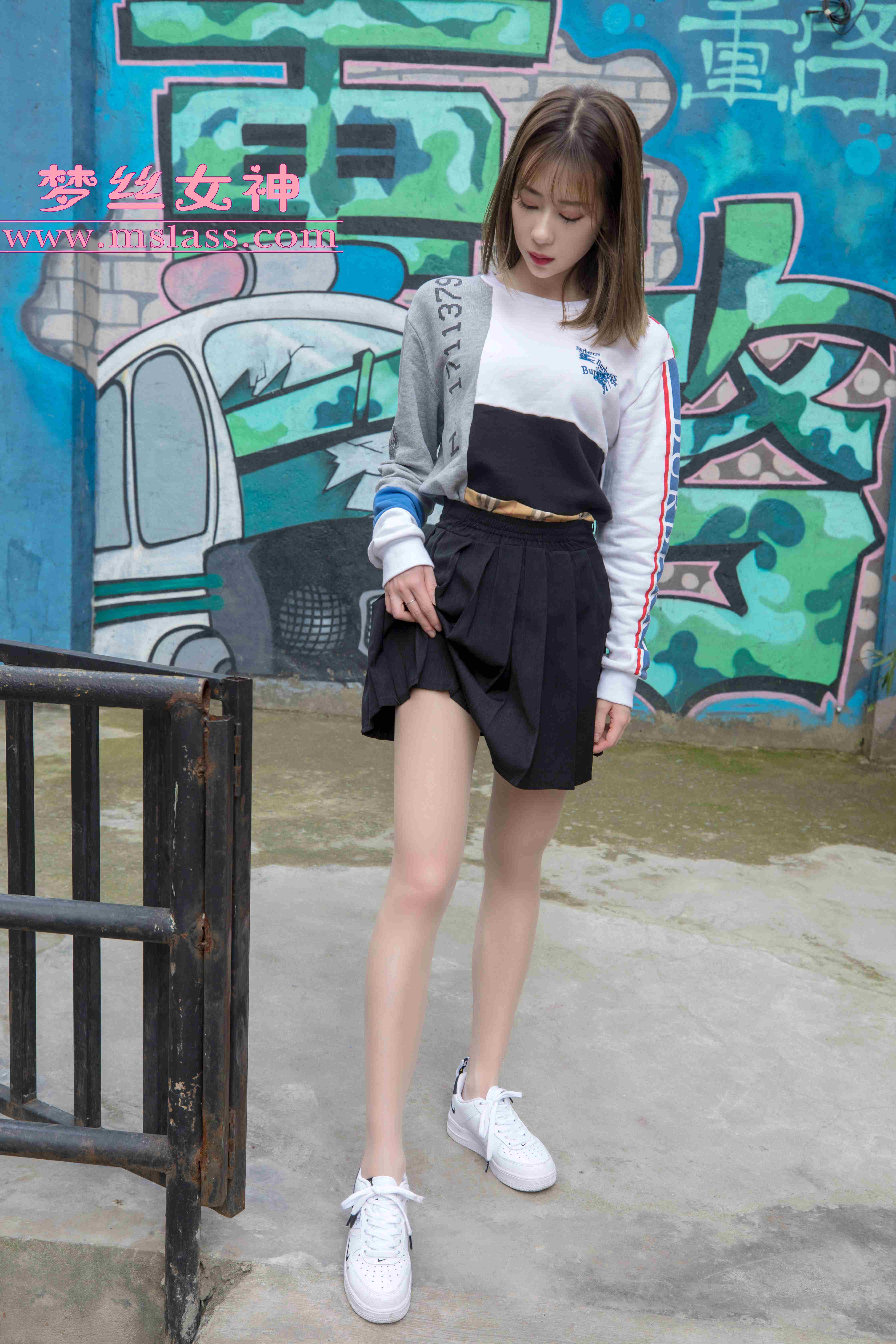 China Beauty Legs and feet 94