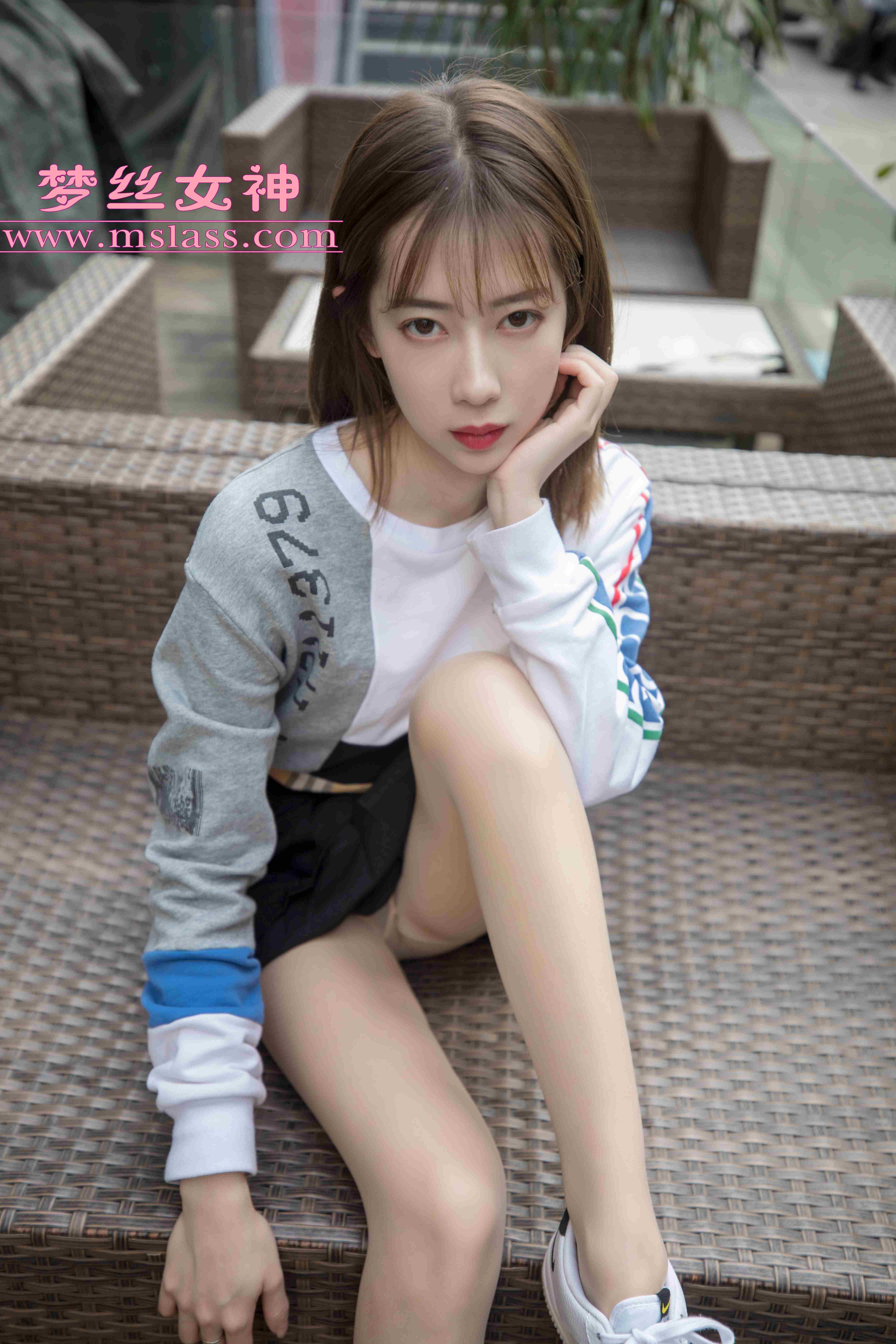 China Beauty Legs and feet 94