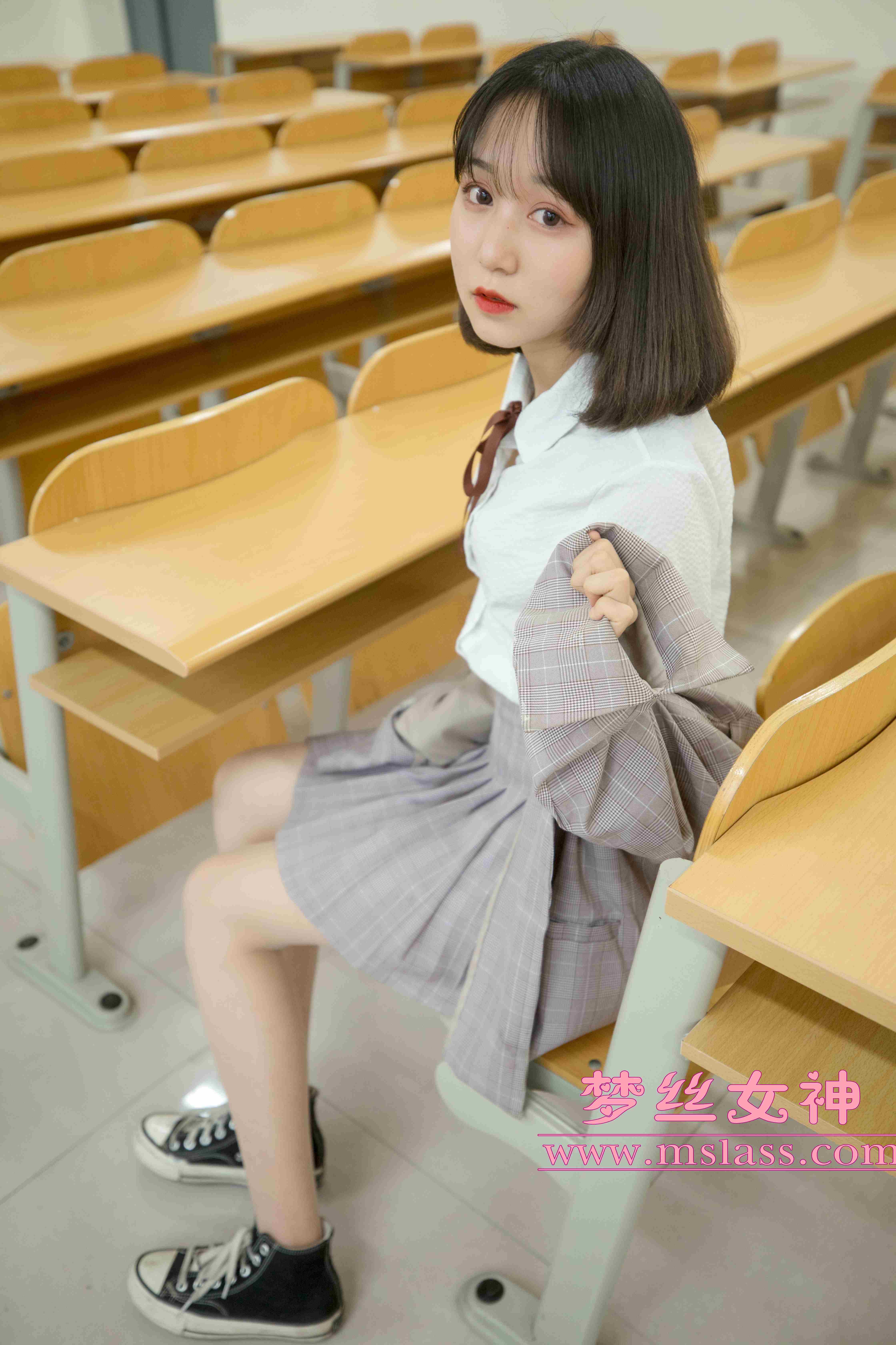 China Beauty Legs and feet 96