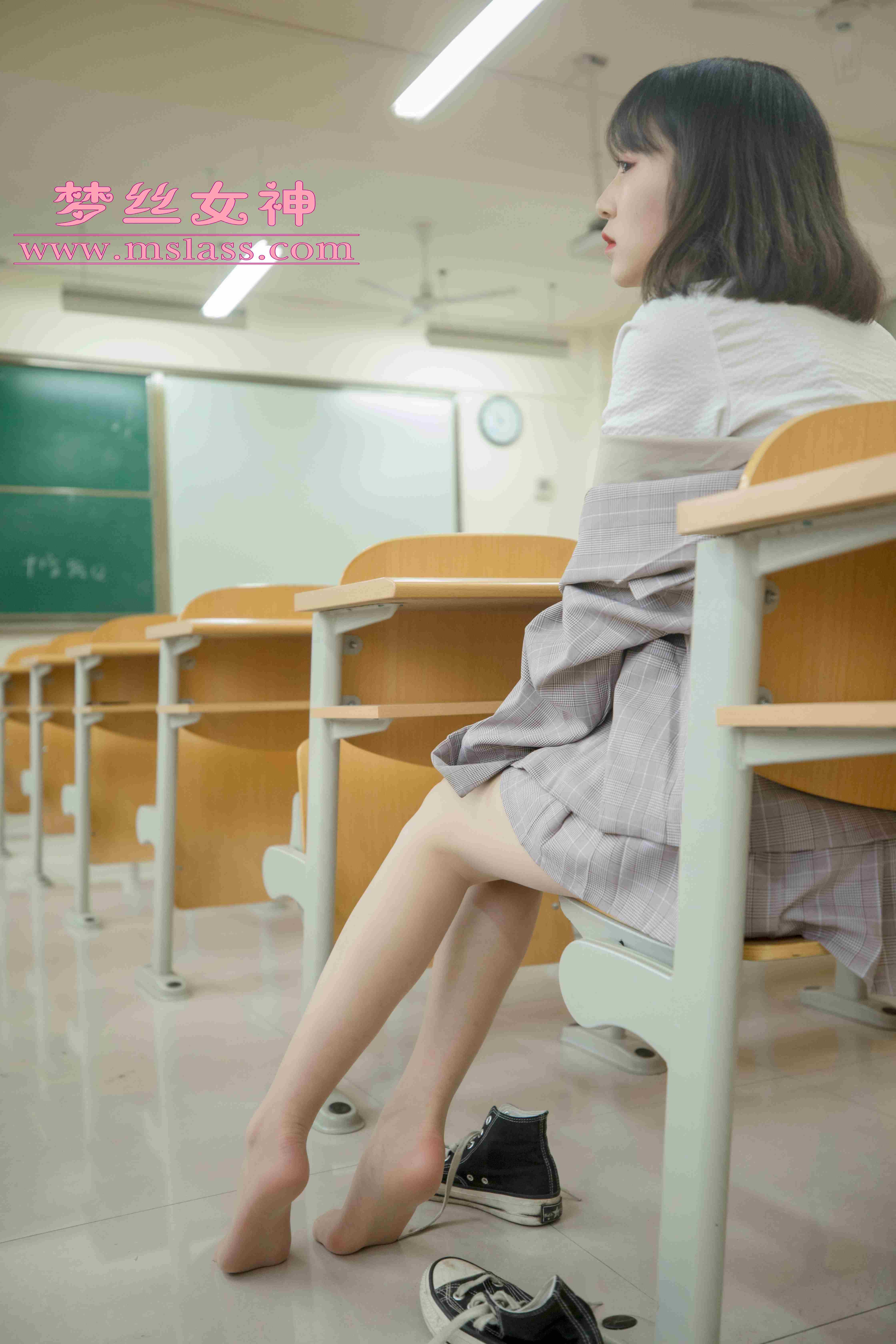 China Beauty Legs and feet 96