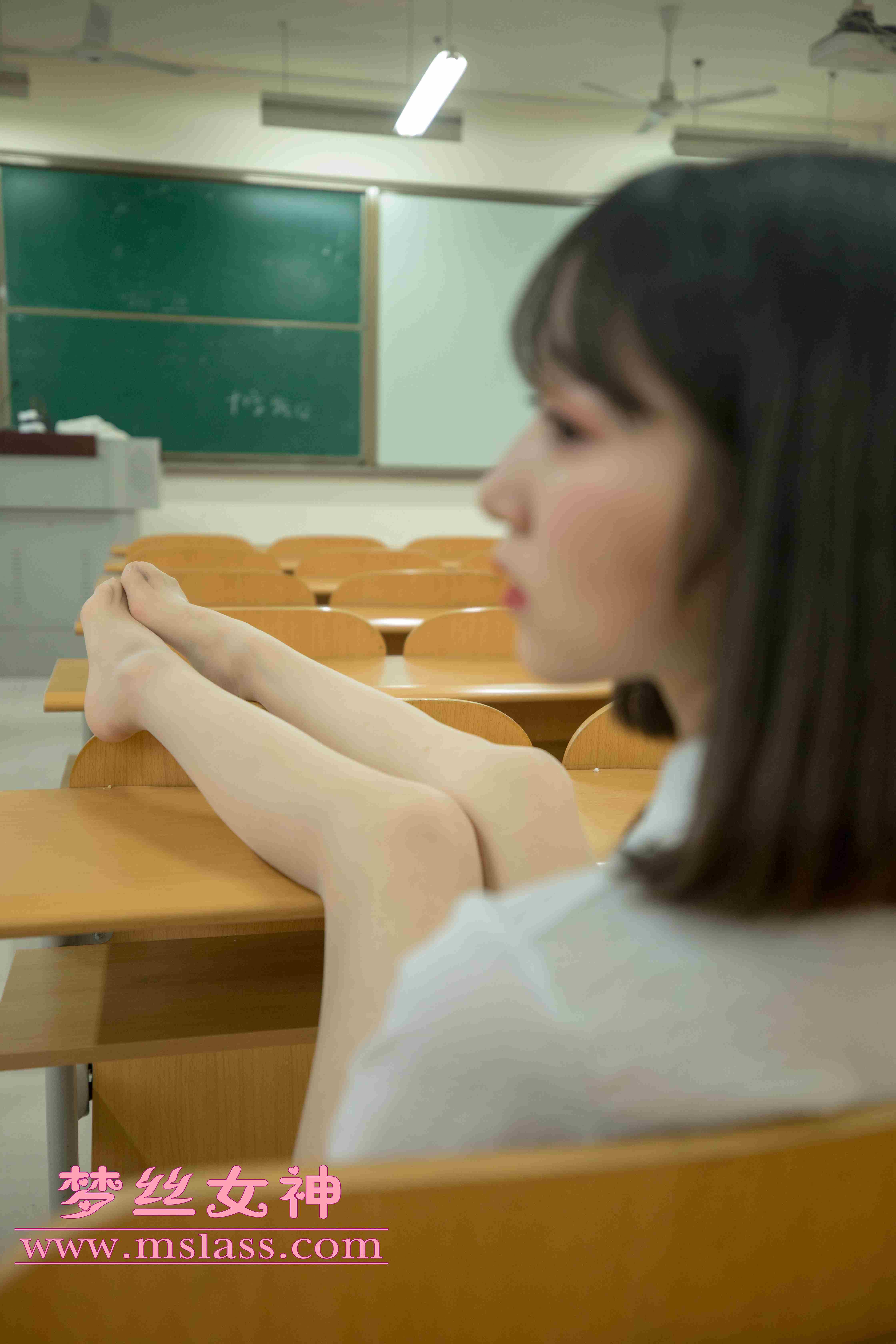 China Beauty Legs and feet 96