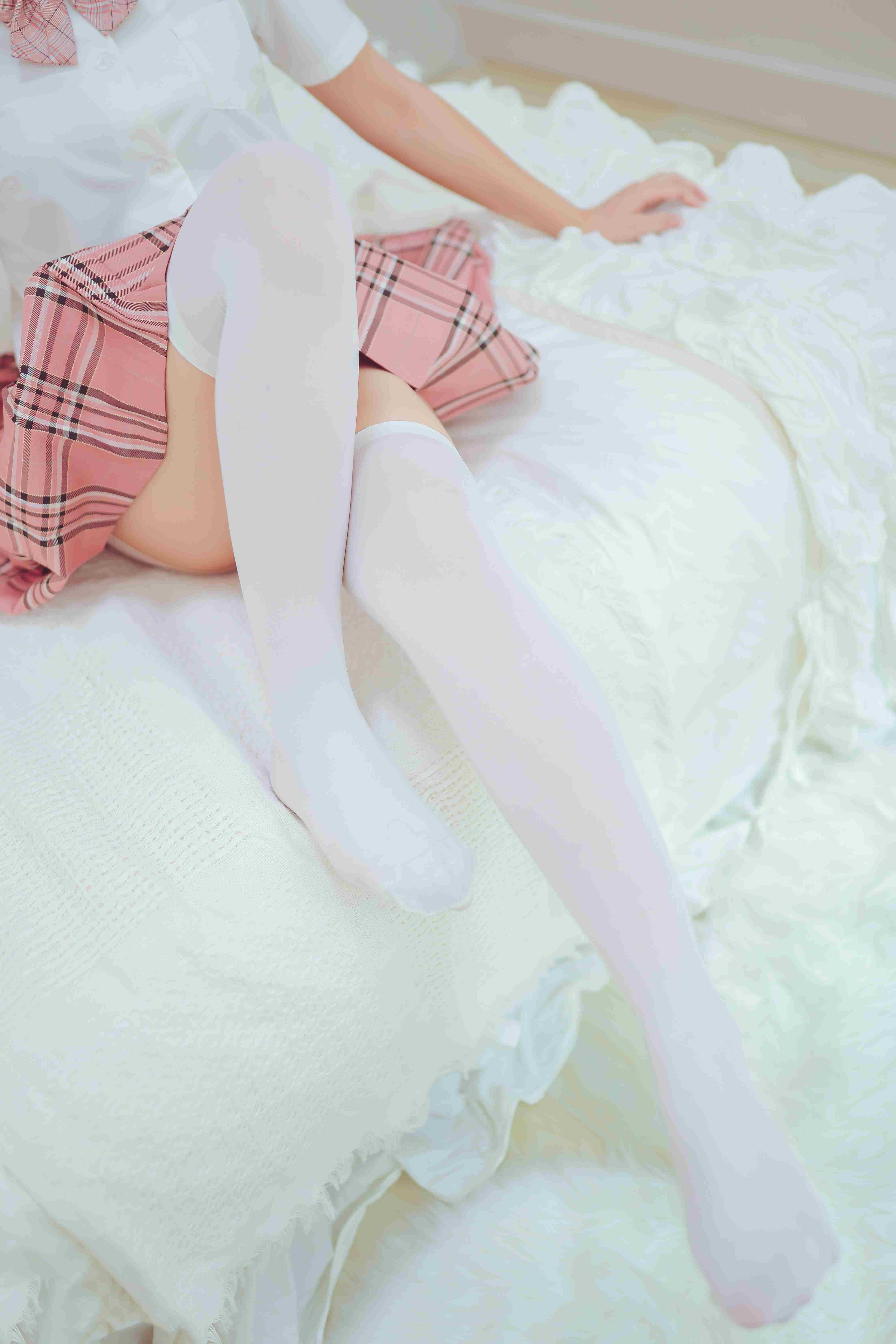 China Beauty Legs and feet 101