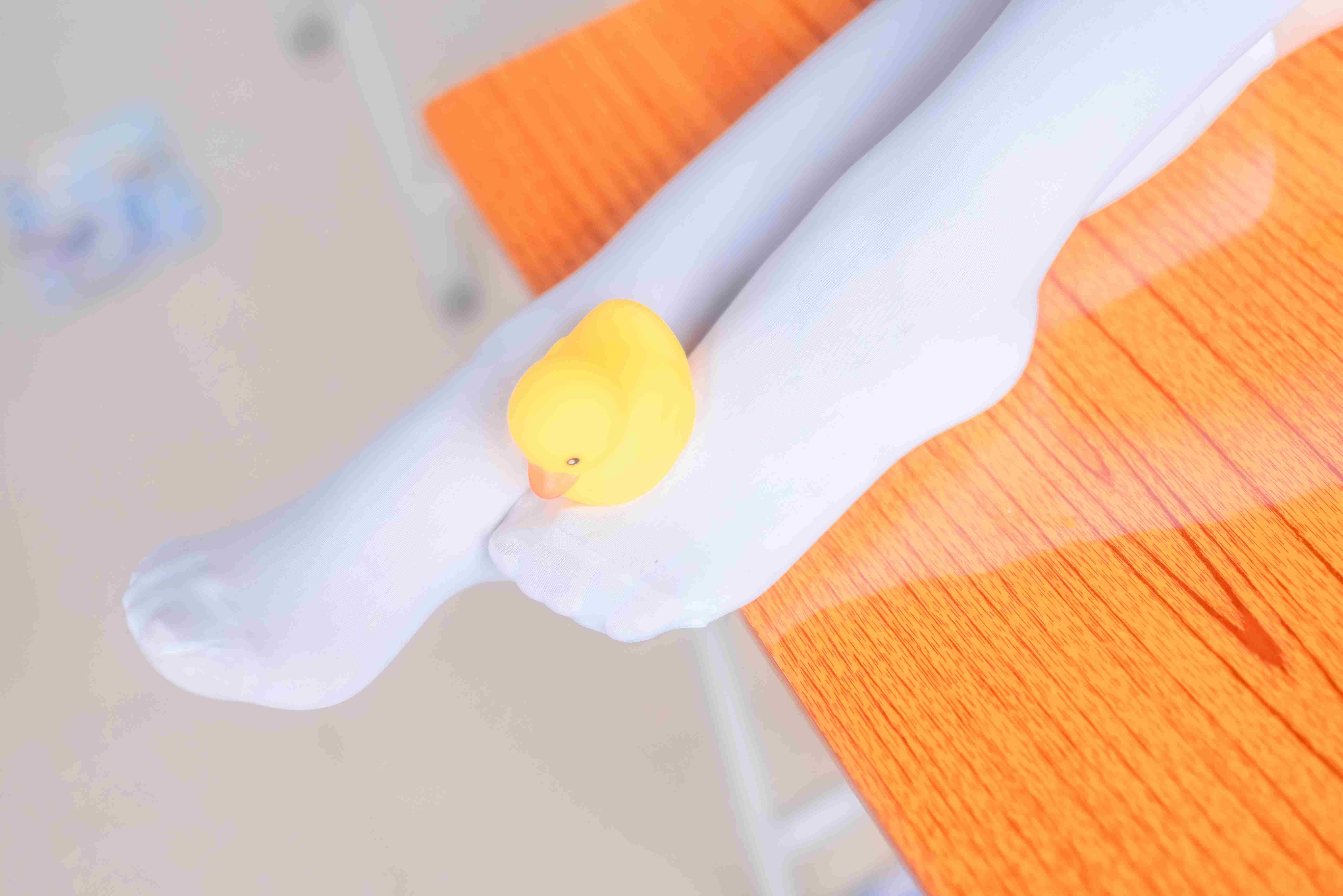 China Beauty Legs and feet 105