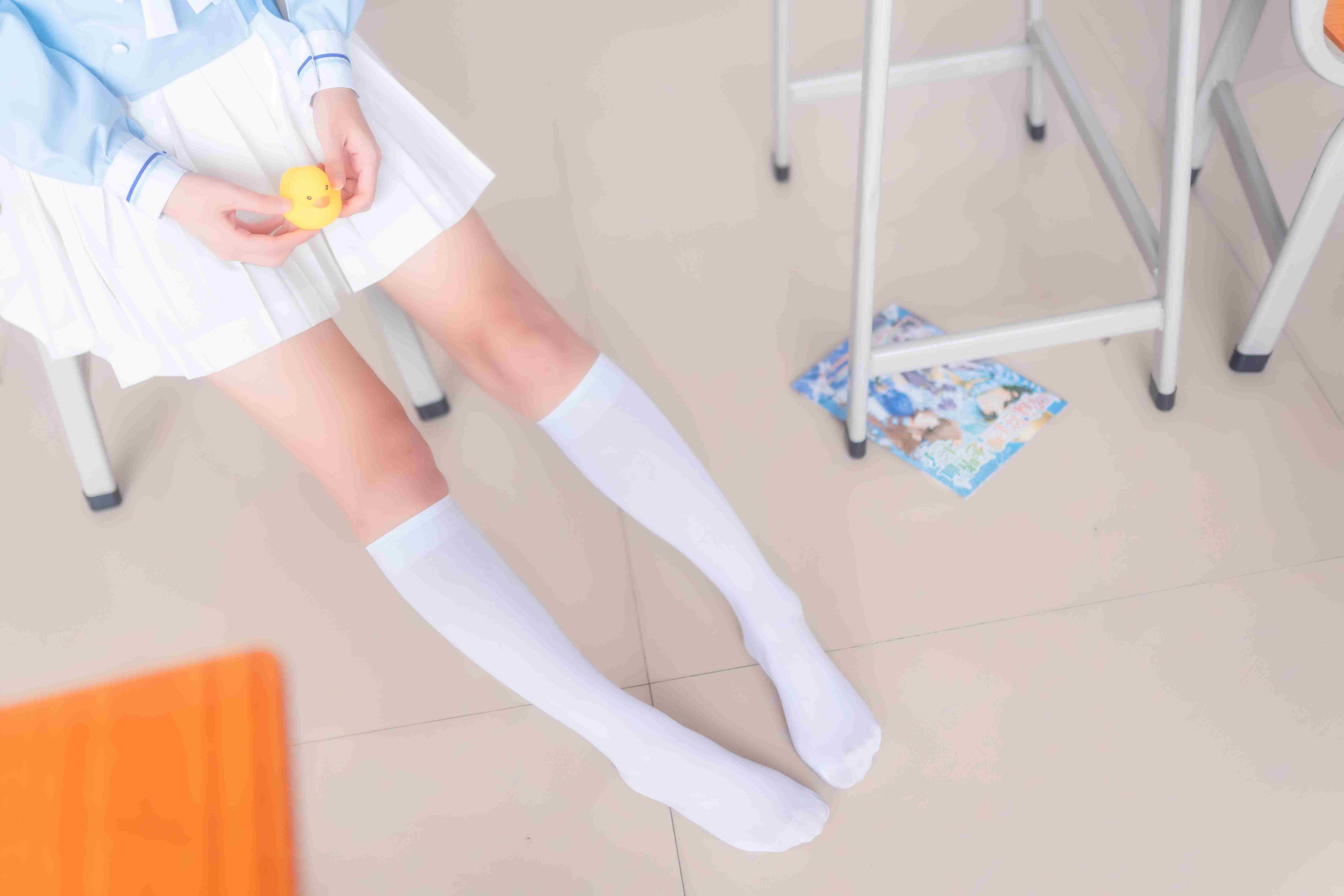 China Beauty Legs and feet 105