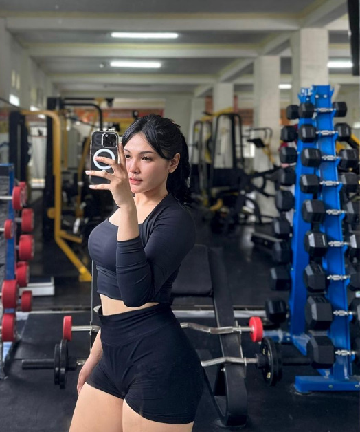 Sexy heat remains tempting