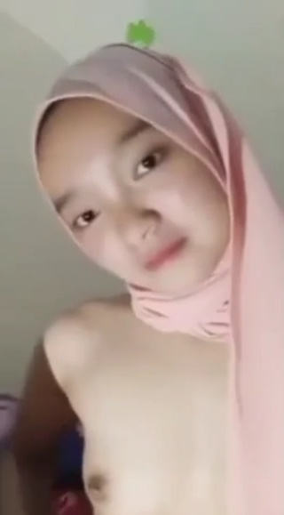 Sexy heat remains tempting 04