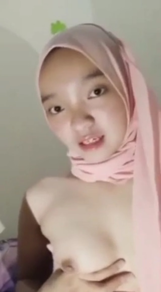 Sexy heat remains tempting 04