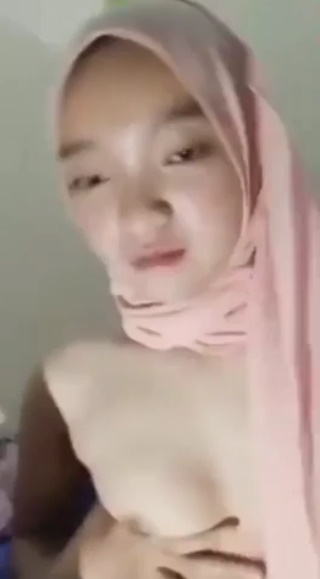 Sexy heat remains tempting 04