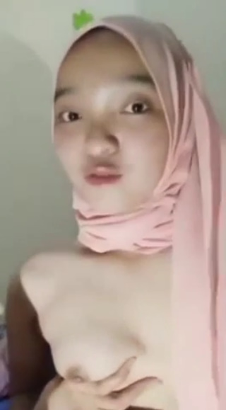 Sexy heat remains tempting 04