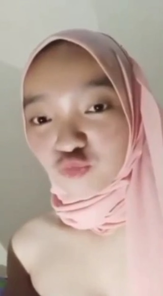 Sexy heat remains tempting 04