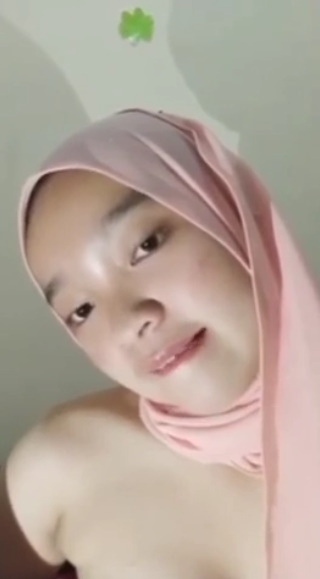 Sexy heat remains tempting 04