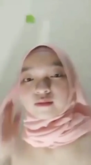 Sexy heat remains tempting 04