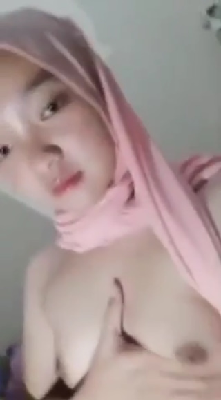 Sexy heat remains tempting 04