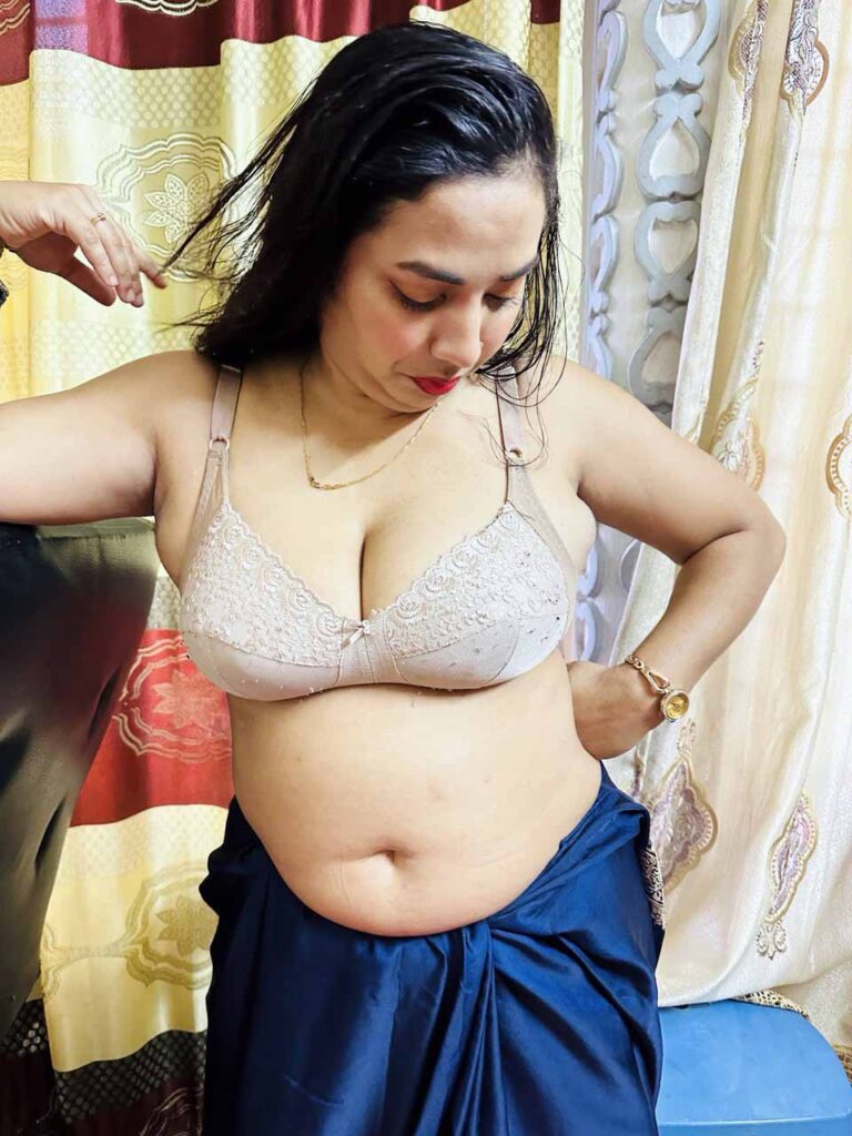 Desi Muslim Bhabhi