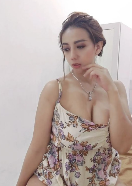 Sexy Girl home perfect