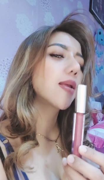 Sexy Girl home perfect