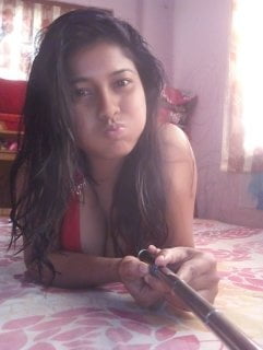 Assam-Girl-nude