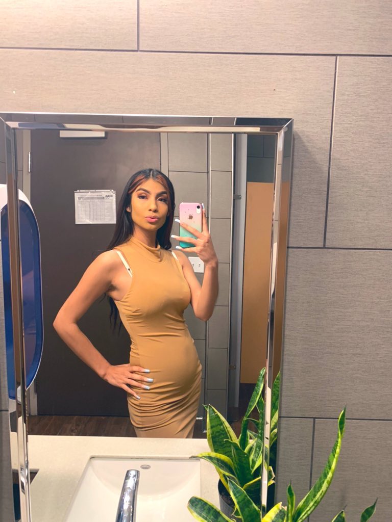 Cute busty slut Destiny Arianna