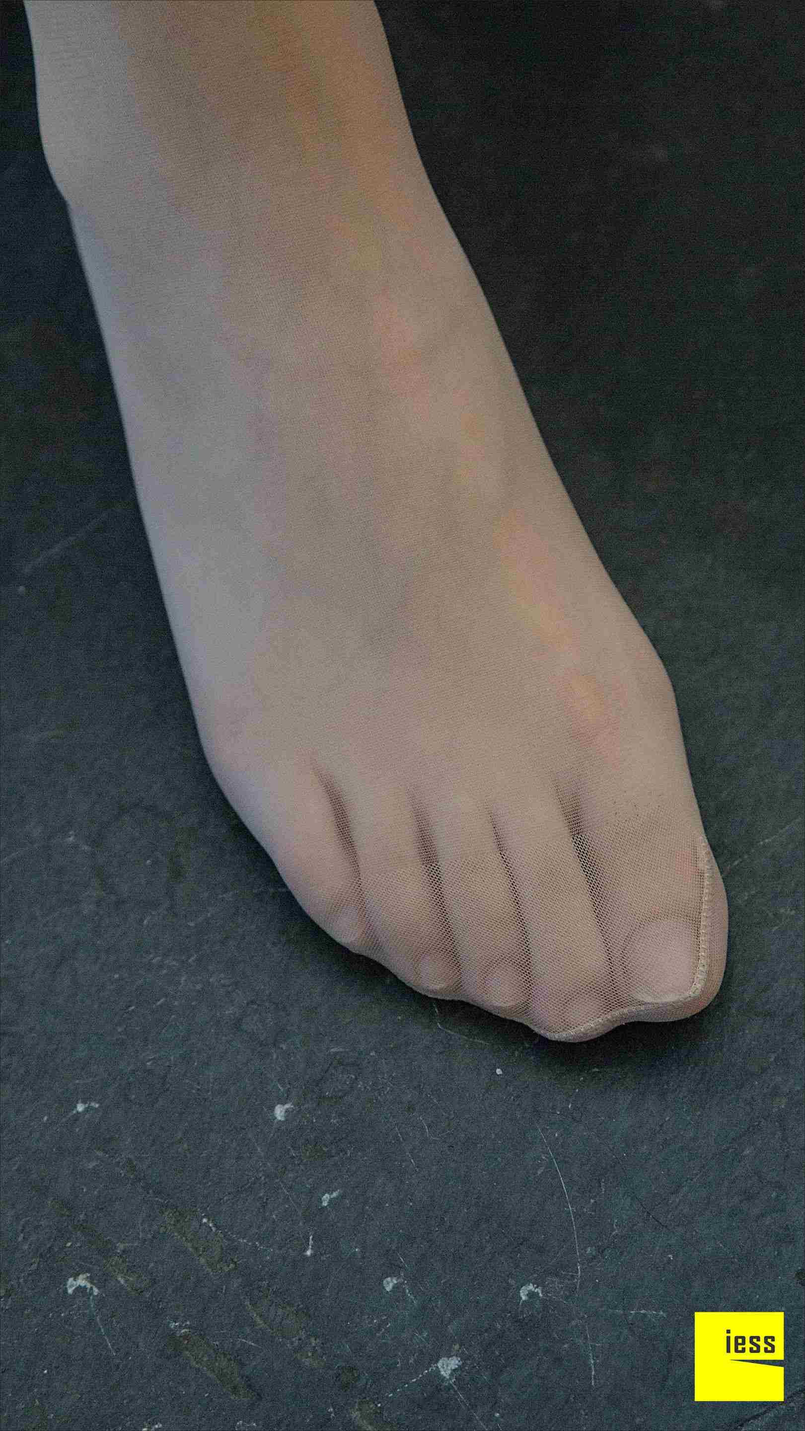 China Beauty Legs and feet 106