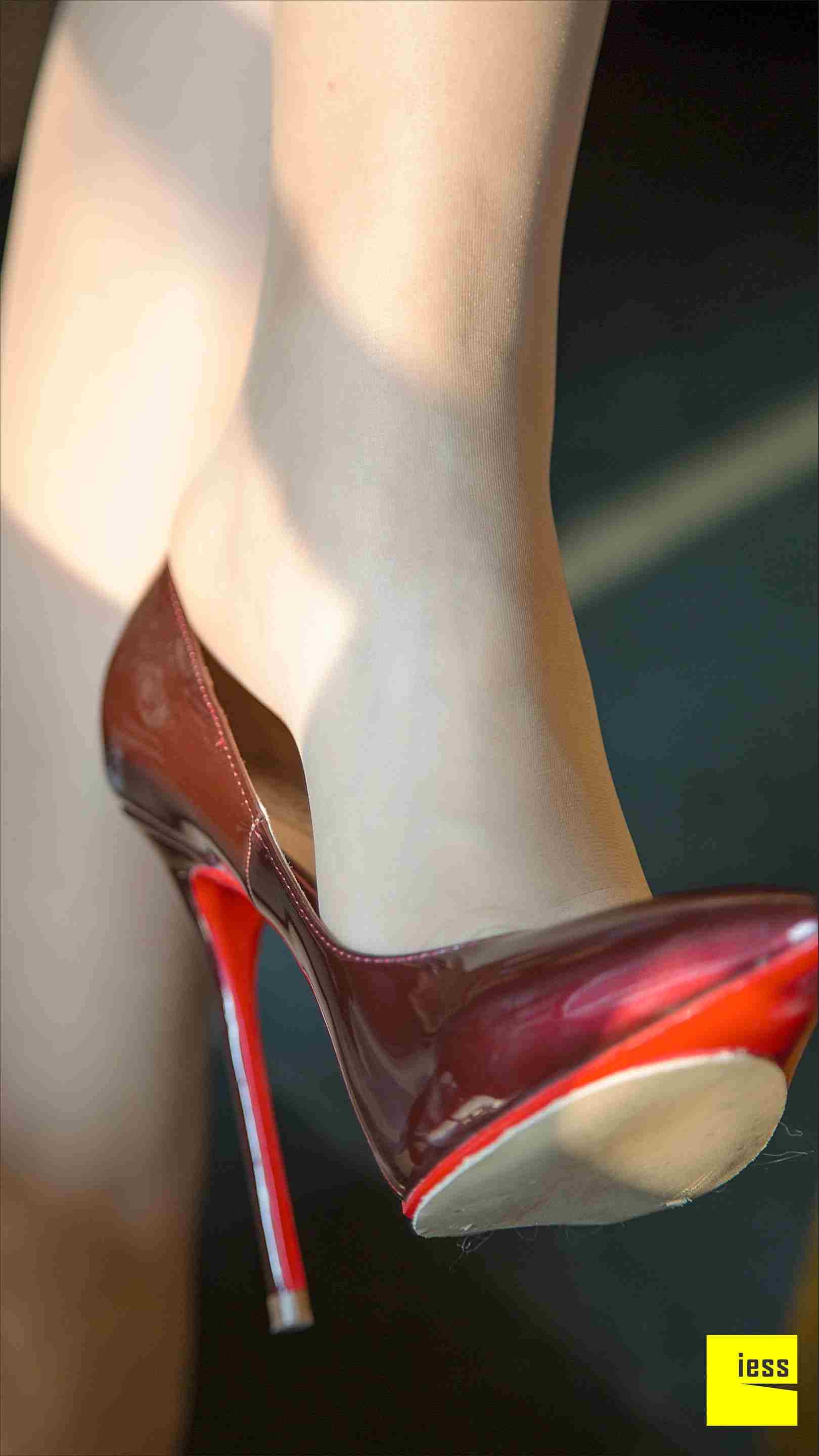 China Beauty Legs and feet 106