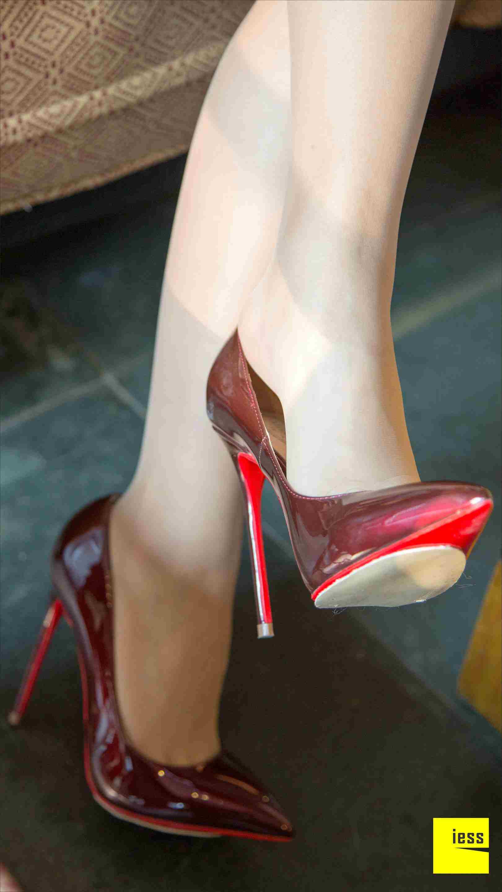 China Beauty Legs and feet 106