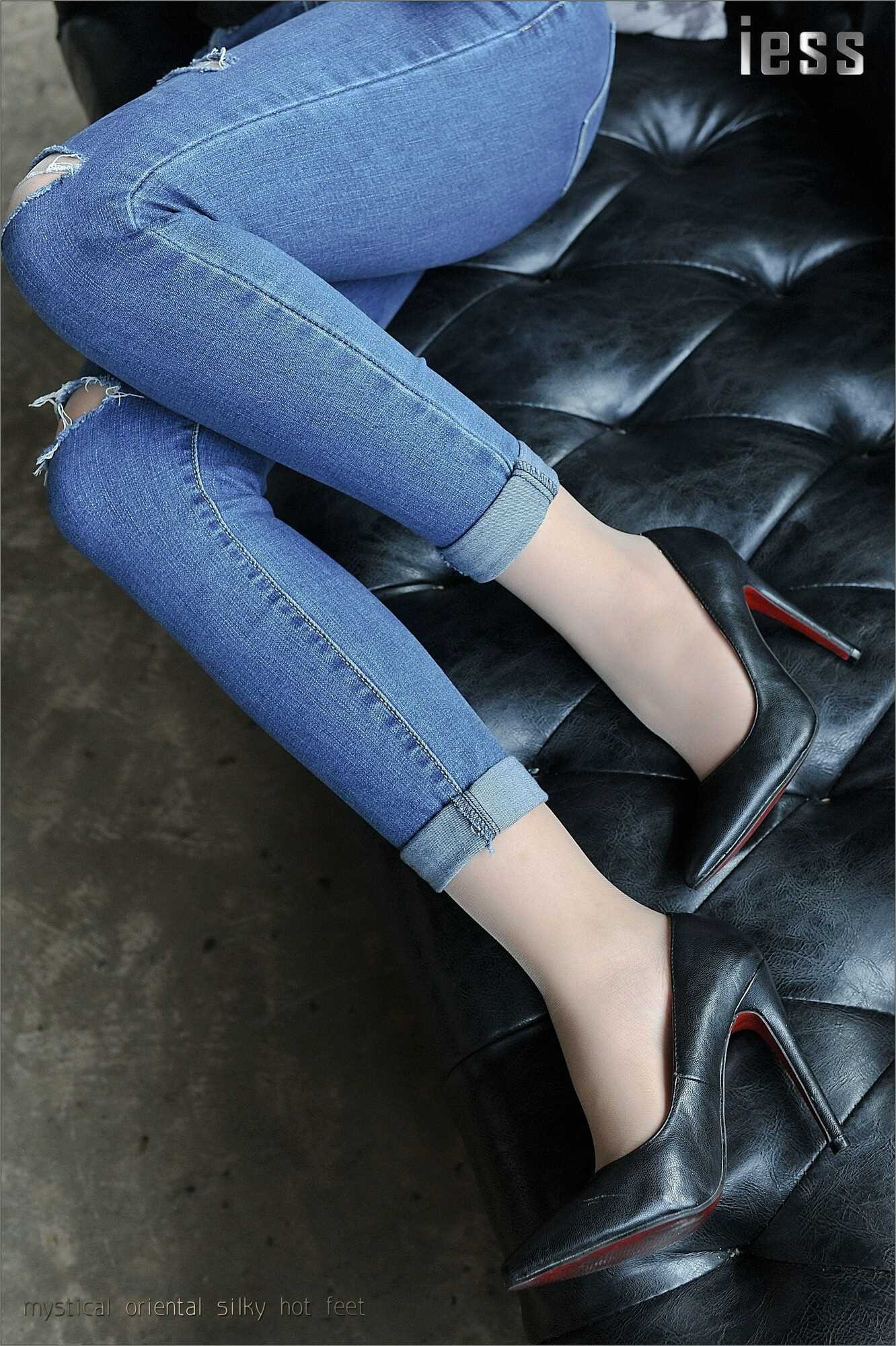 China Beauty Legs and feet 111