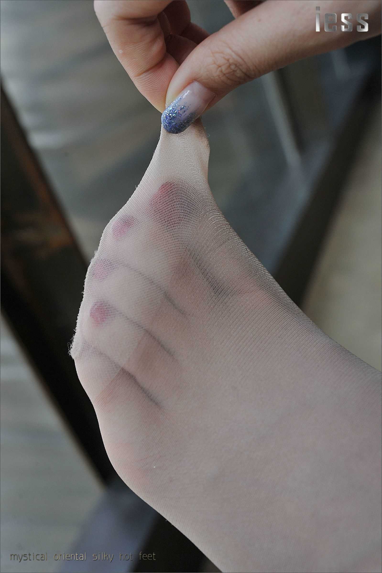 China Beauty Legs and feet 112