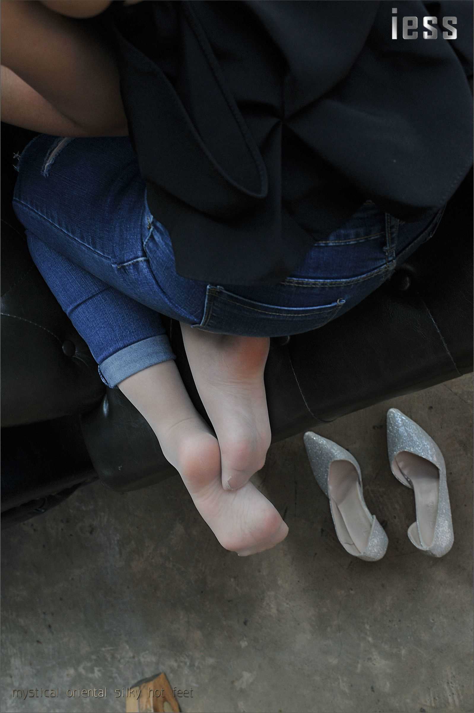 China Beauty Legs and feet 112